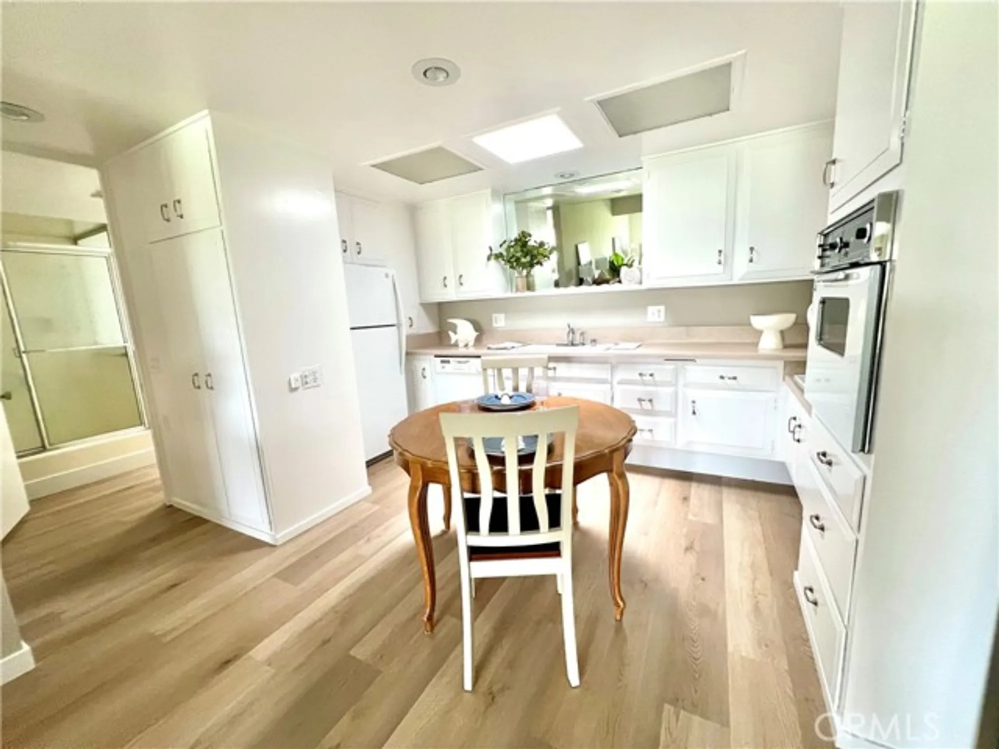 Property Slideshow image 10 of 16 | 13580 medinac ln, Seal Beach, CA, 90740