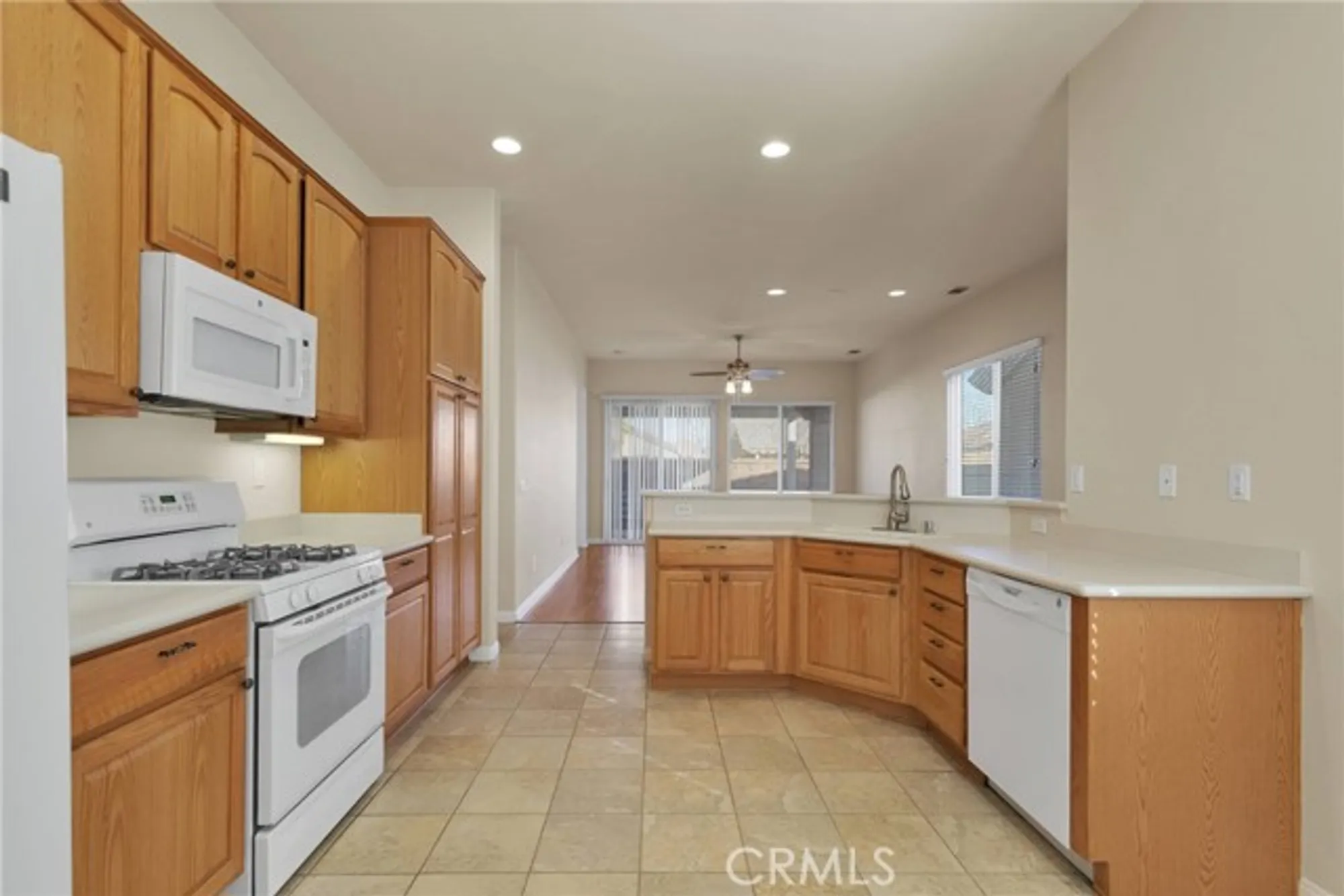 Property Slideshow image 13 of 35 | 10479 bridge haven rd, Apple Valley, CA, 92308