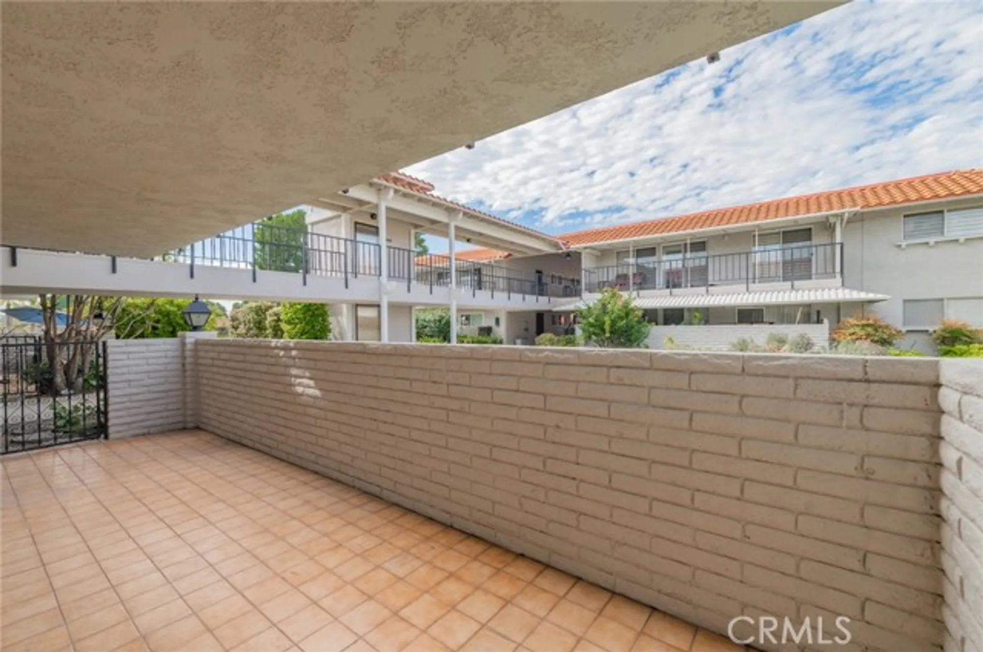 Property Slideshow image 20 of 28 | 2294 via puerta d, Laguna Woods, CA, 92637