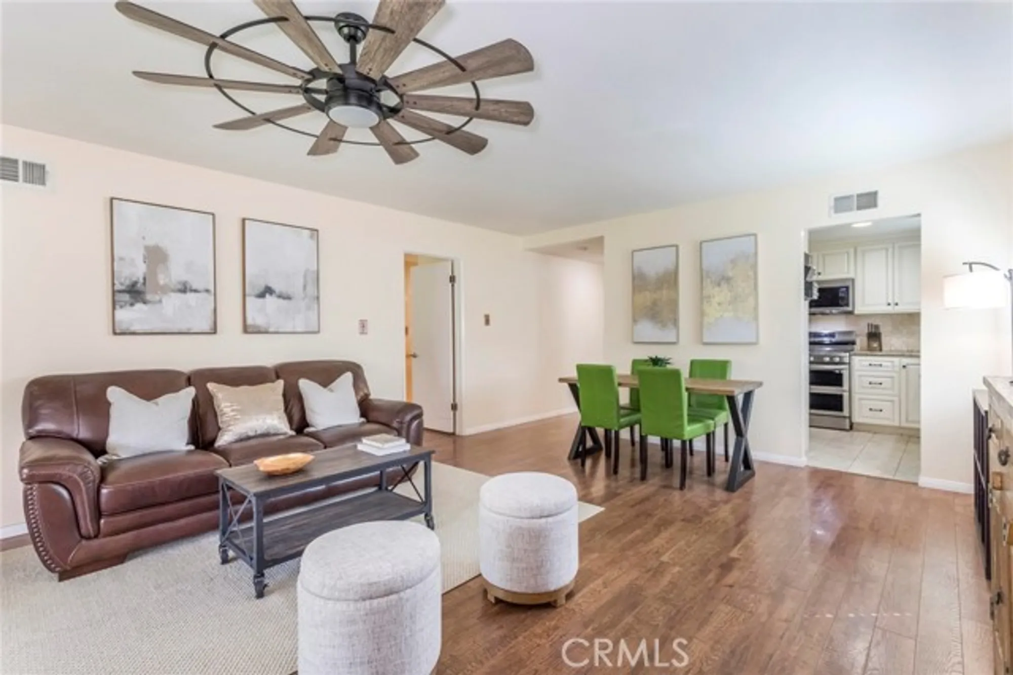 Property Slideshow image 9 of 59 | 26751 winsome cir, Newhall, CA, 91321
