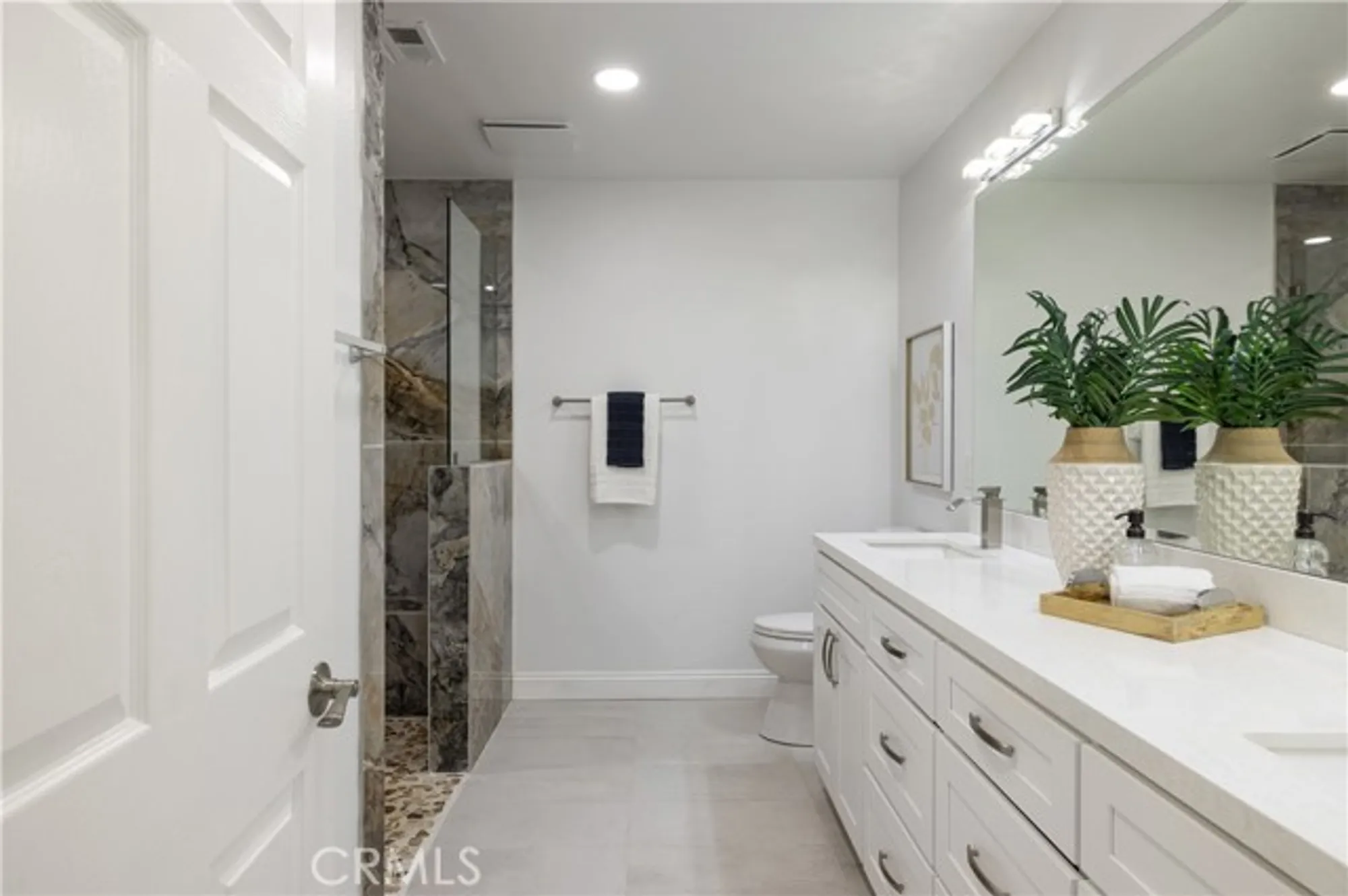 Property Slideshow image 24 of 42 | 23721 villena, Mission Viejo, CA, 92692