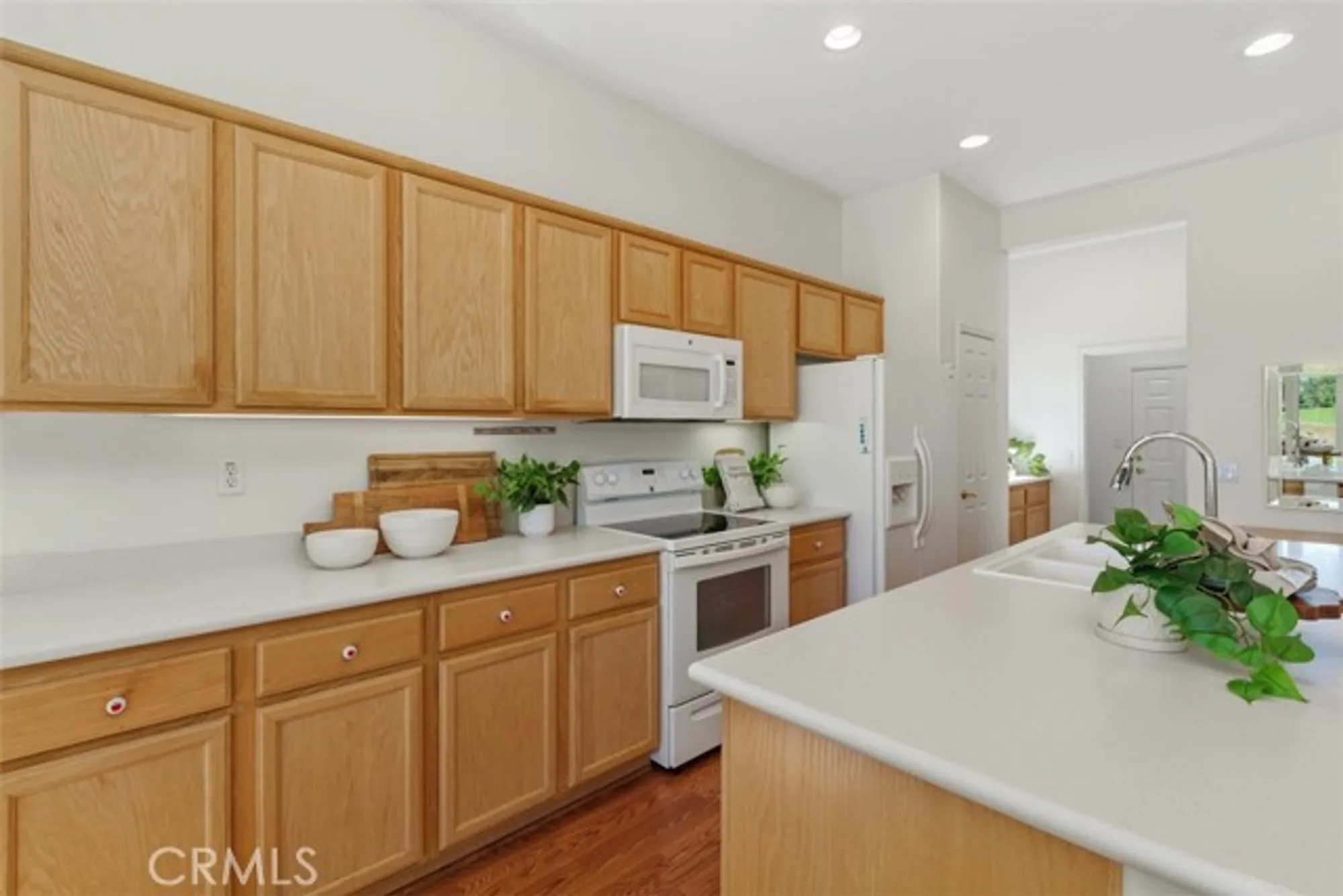 Property Slideshow image 13 of 59 | 24116 whitetail dr, Corona, CA, 92883