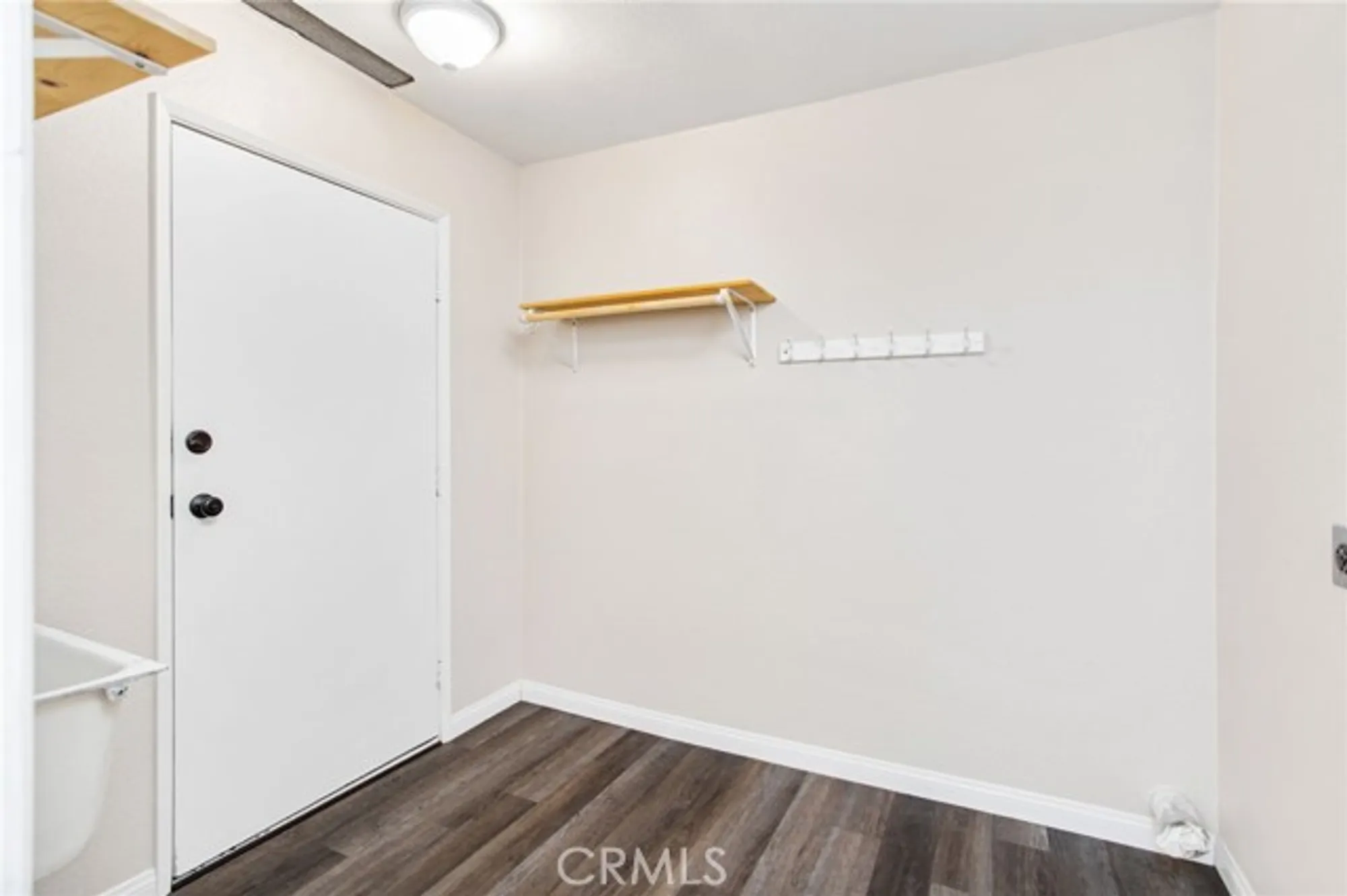 Property Slideshow image 16 of 35 | 27161 pinehurst rd, Menifee, CA, 92586