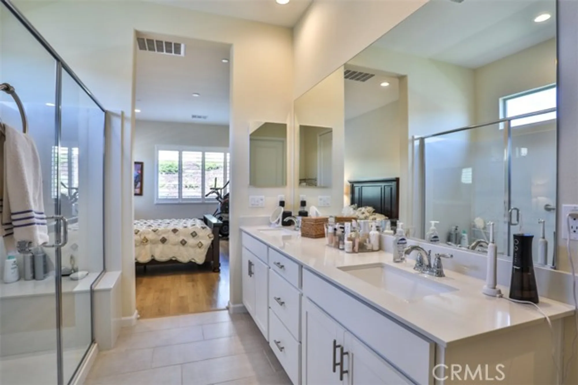 Property Slideshow image 14 of 31 | 11868 discovery ct, Corona, CA, 92883