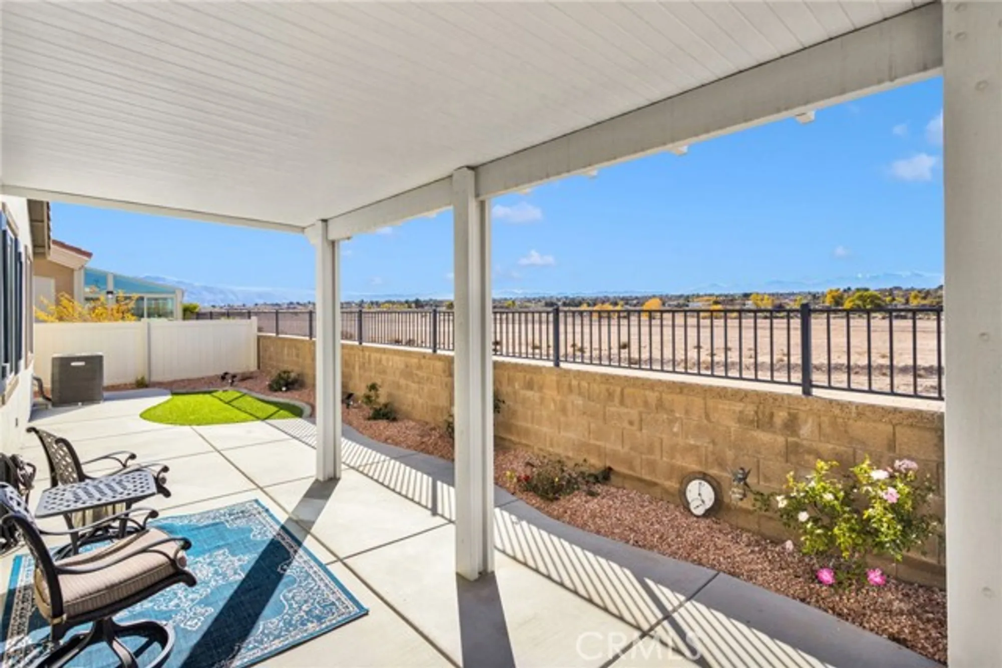 Property Slideshow image 35 of 54 | 10332 darby rd, Apple Valley, CA, 92308