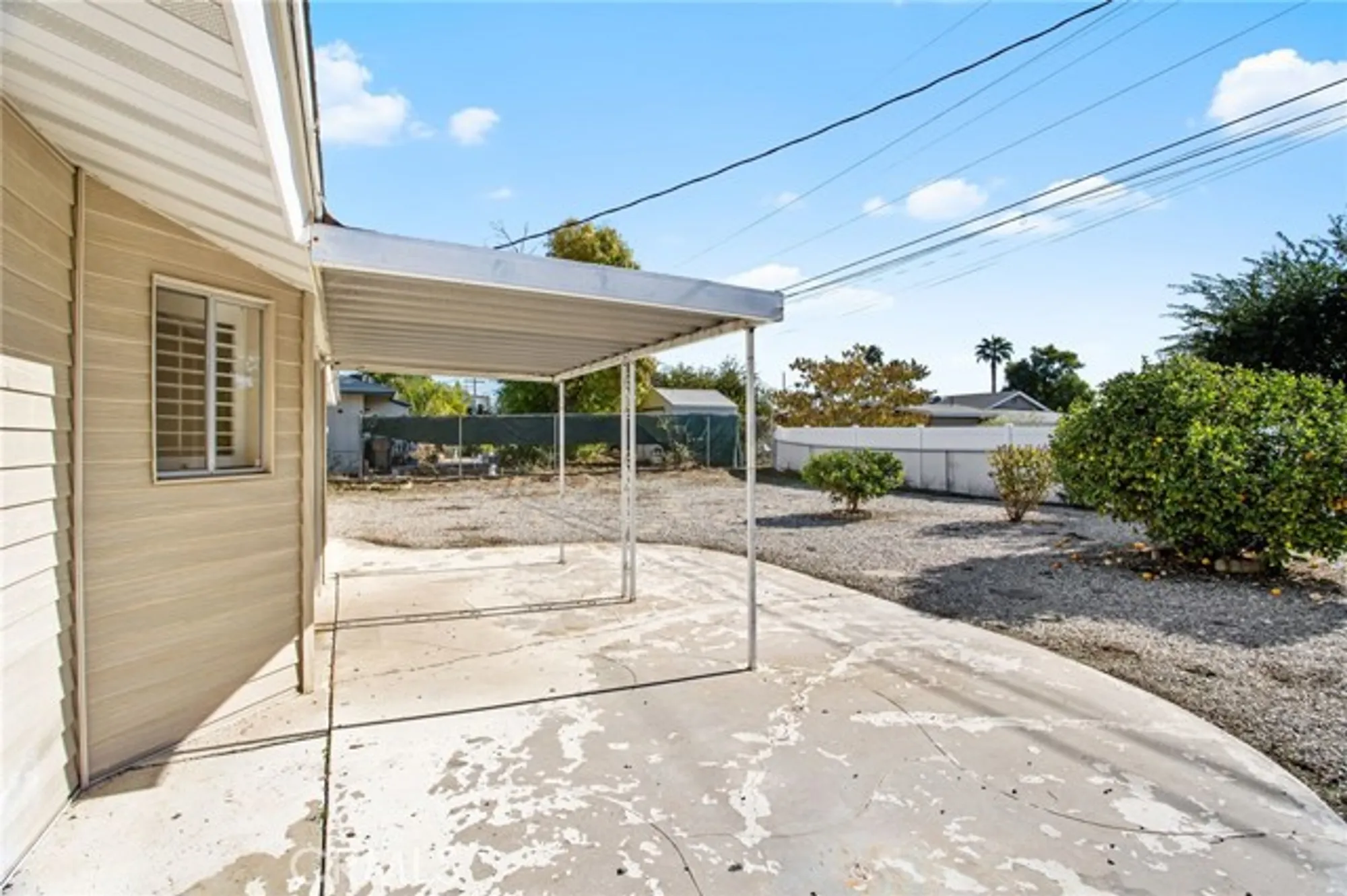 Property Slideshow image 23 of 35 | 27161 pinehurst rd, Menifee, CA, 92586