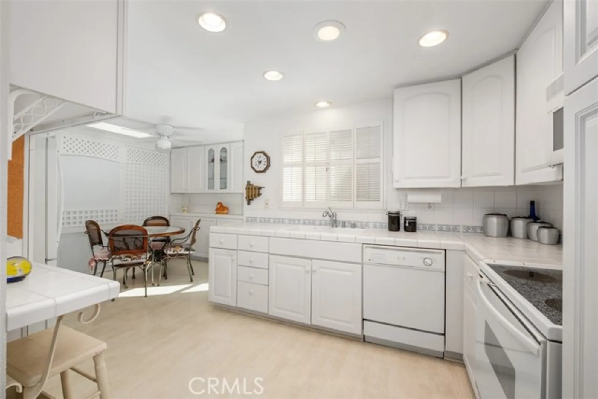 Property Slideshow image 8 of 34 | 2388 via mariposa 3e, Laguna Woods, CA, 92637