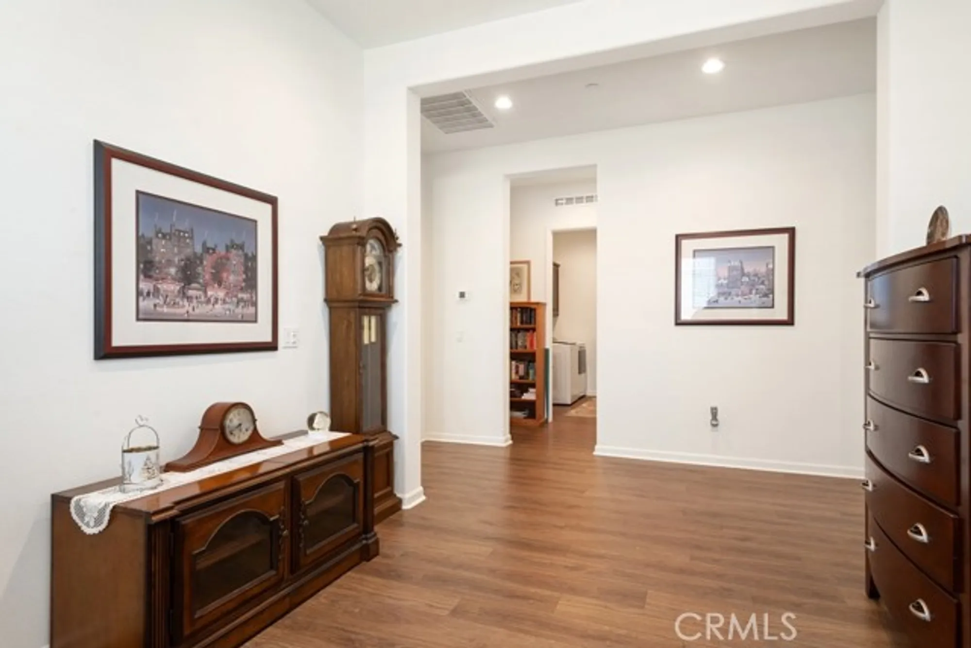 Property Slideshow image 17 of 55 | 24190 evesong dr, Corona, CA, 92883