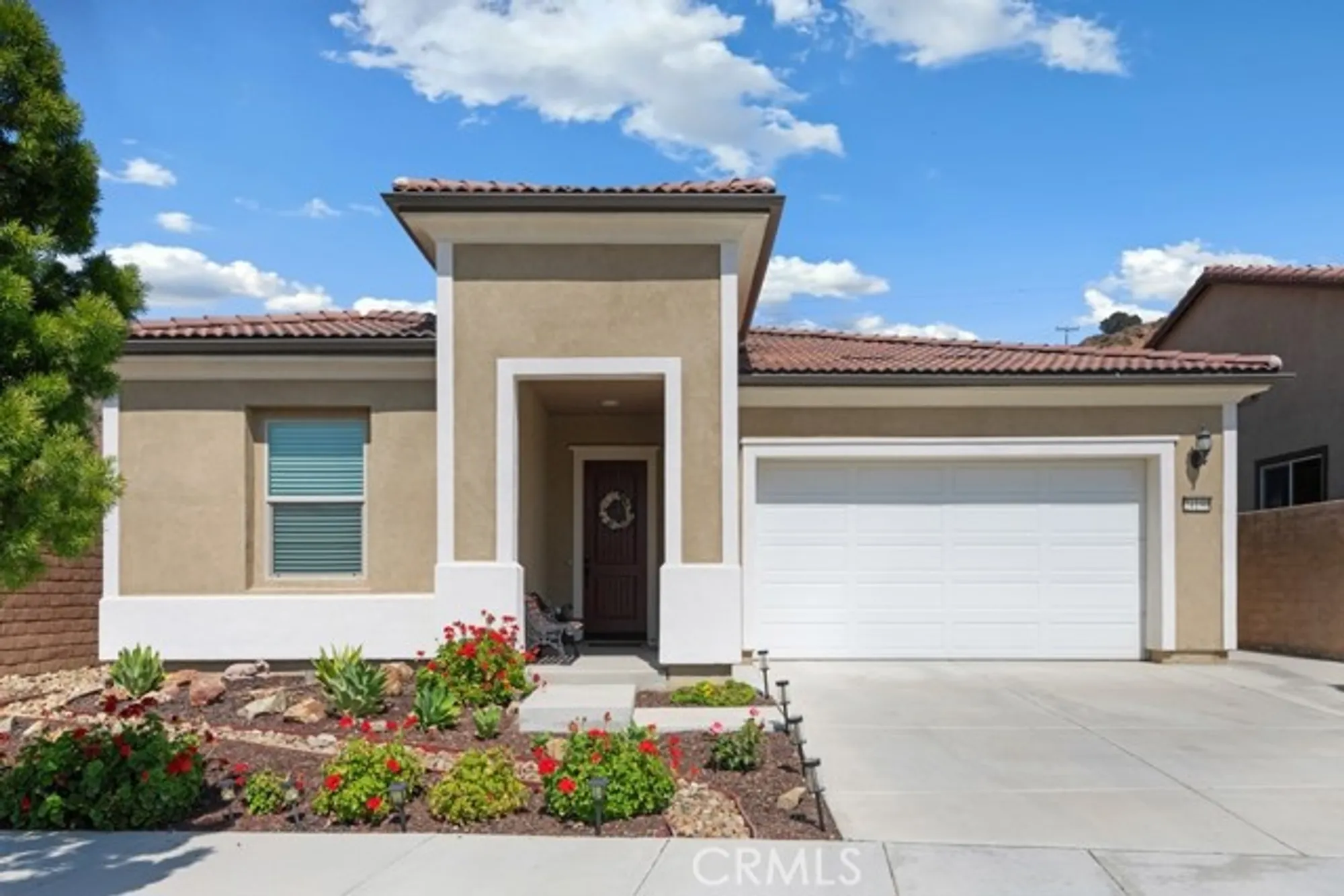 Property Slideshow image 23 of 55 | 24190 evesong dr, Corona, CA, 92883