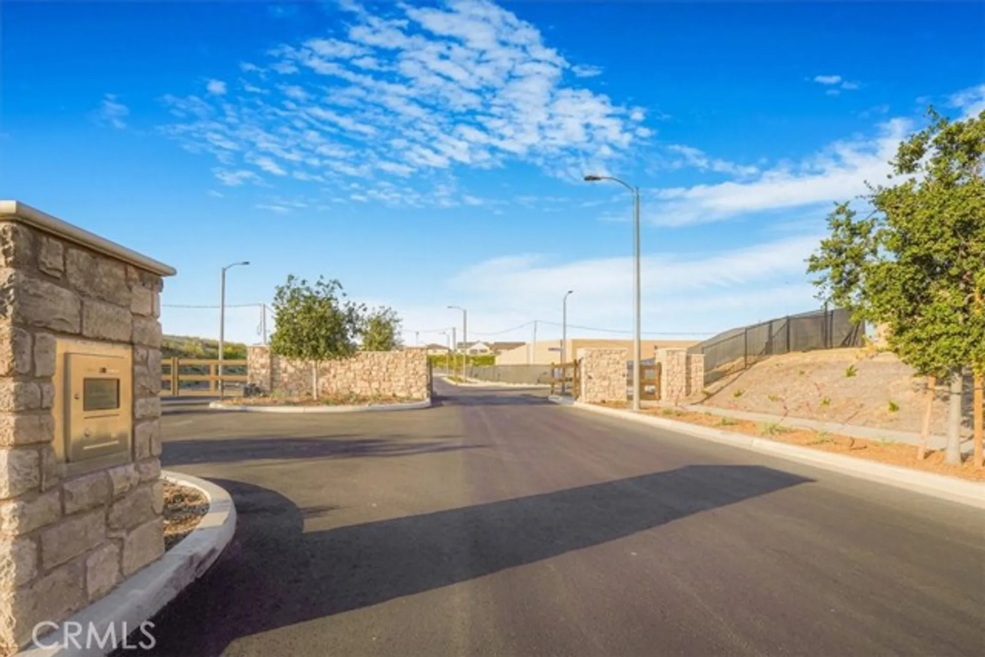 Property Slideshow image 38 of 60 | 24501 via sendero, Valencia, CA, 91354