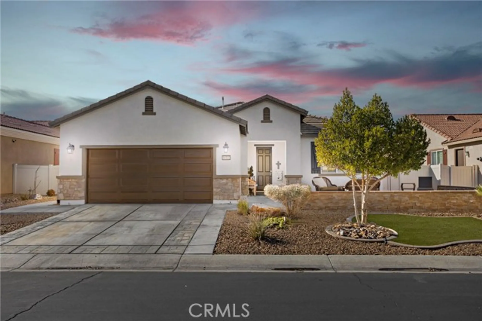 Property Slideshow image 1 of 54 | 10332 darby rd, Apple Valley, CA, 92308