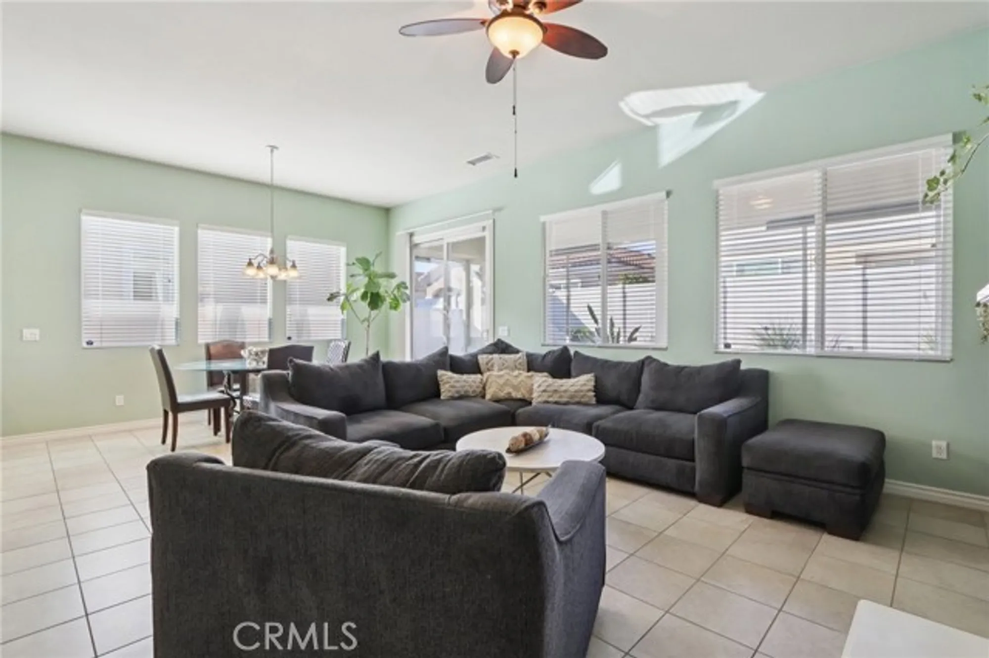 Property Slideshow image 8 of 60 | 1641 via borrego, Hemet, CA, 92545