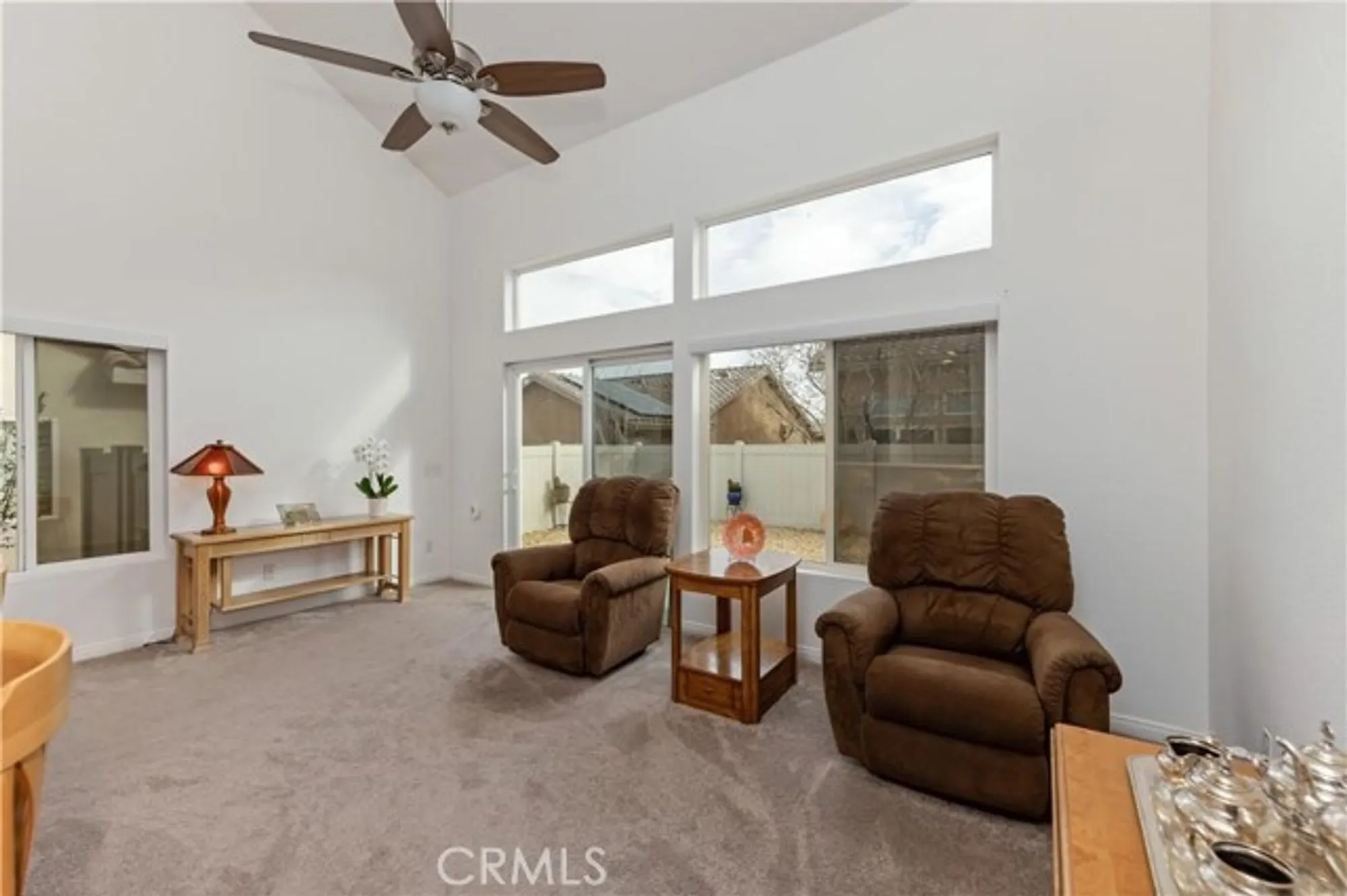 Property Slideshow image 10 of 32 | 7466 via real ln, Yucca Valley, CA, 92284