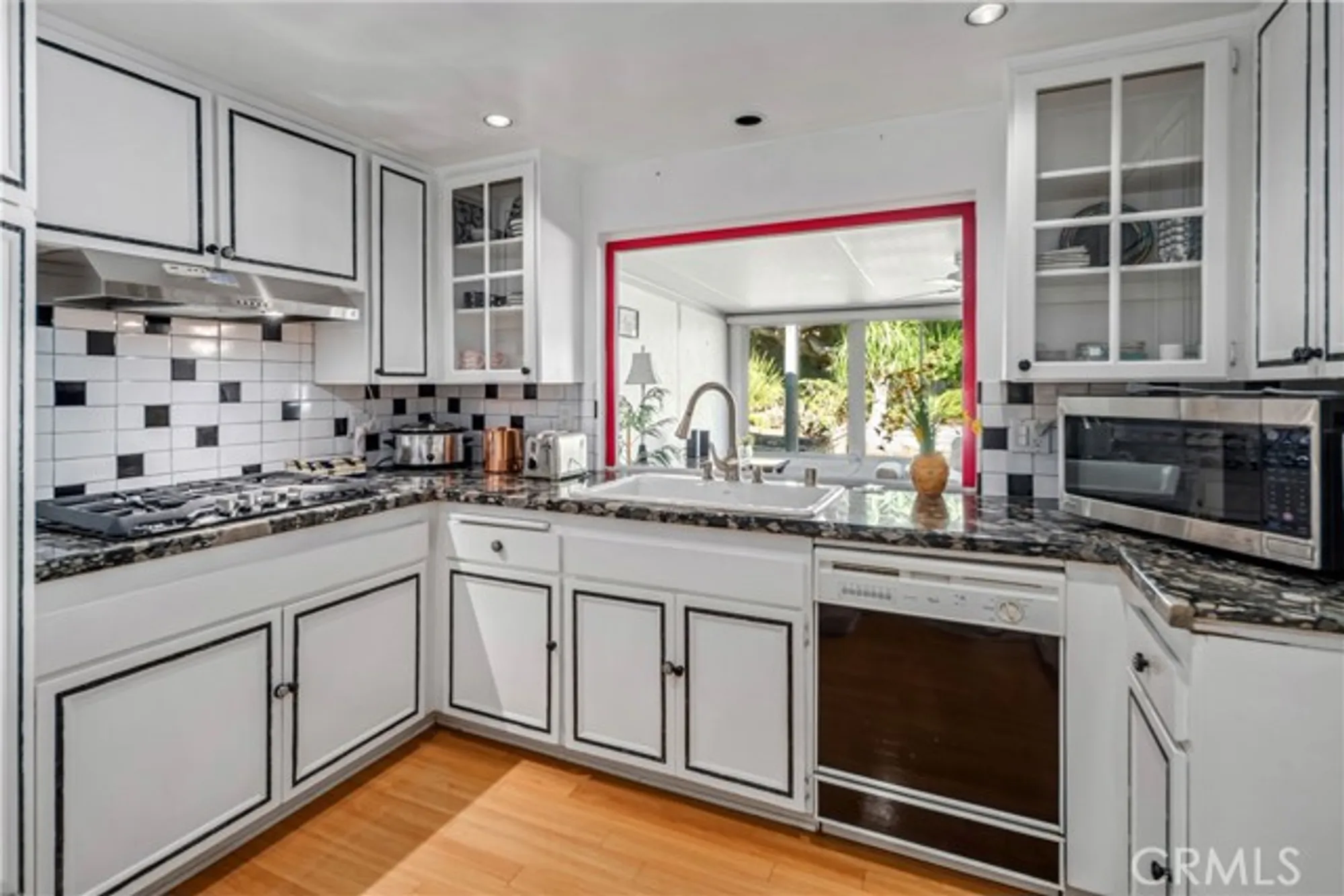 Property Slideshow image 10 of 30 | 19427 oak crossing rd, Newhall, CA, 91321