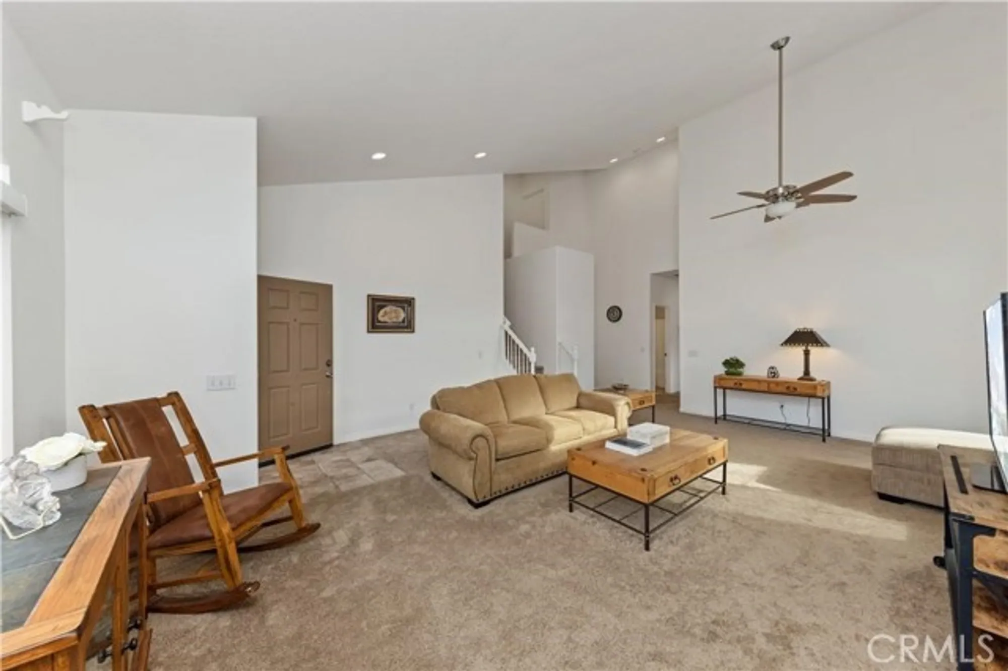 Property Slideshow image 4 of 32 | 7466 via real ln, Yucca Valley, CA, 92284