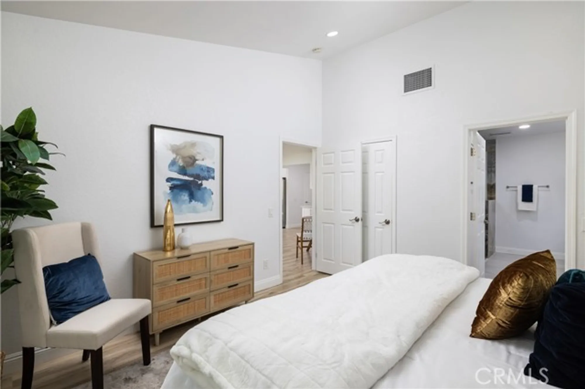 Property Slideshow image 22 of 42 | 23721 villena, Mission Viejo, CA, 92692