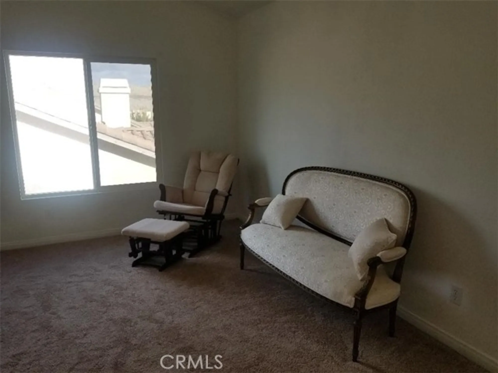 Property Slideshow image 19 of 32 | 7466 via real ln, Yucca Valley, CA, 92284