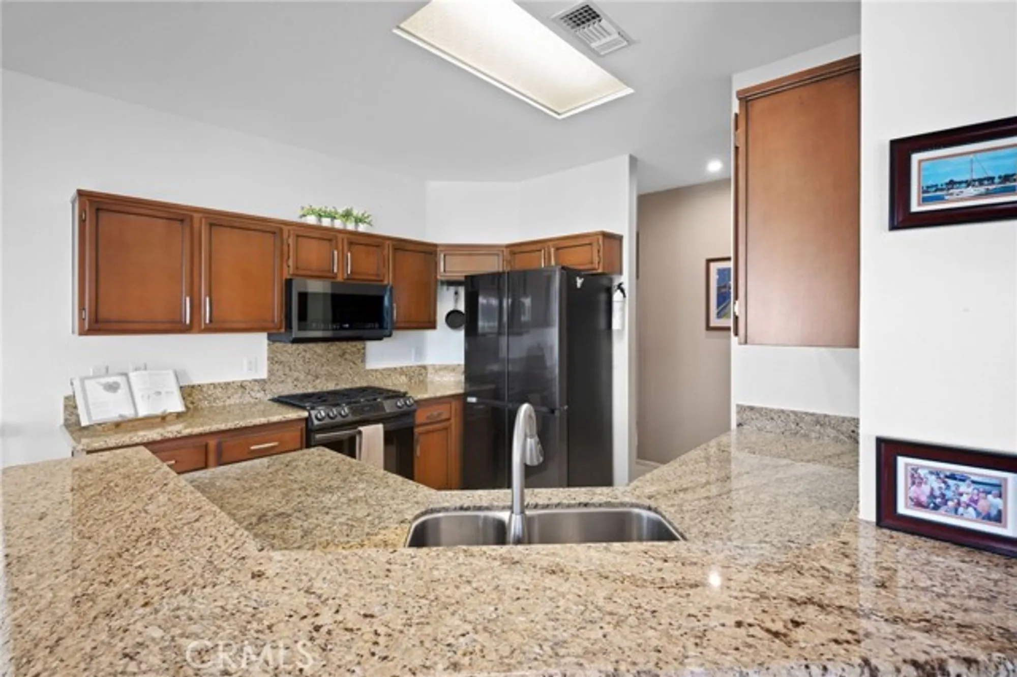 Property Slideshow image 15 of 37 | 38767 burgundy ln, Palm Desert, CA, 92211