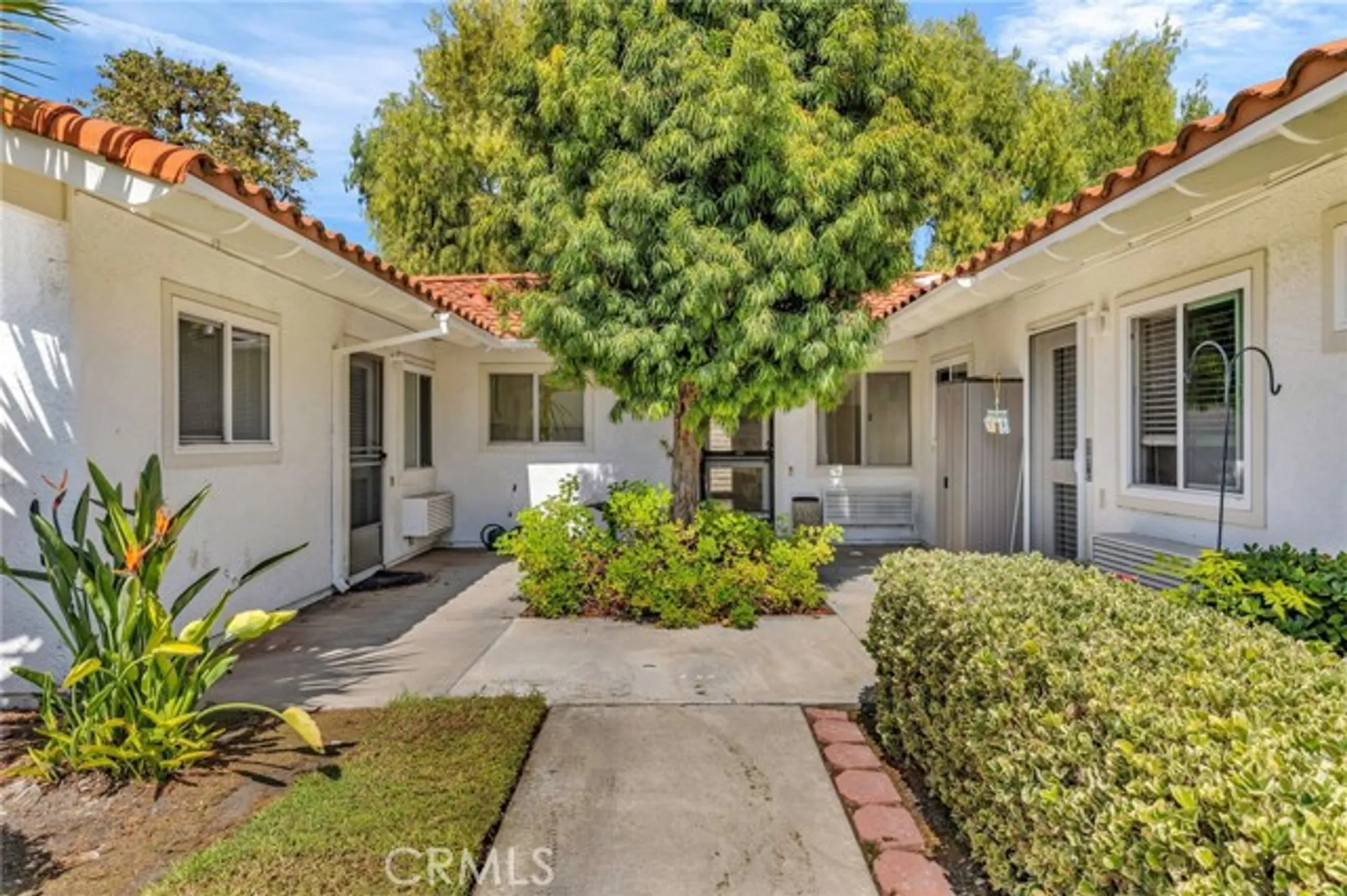 Property Slideshow image 18 of 20 | 2197 via mariposa e b, Laguna Woods, CA, 92637