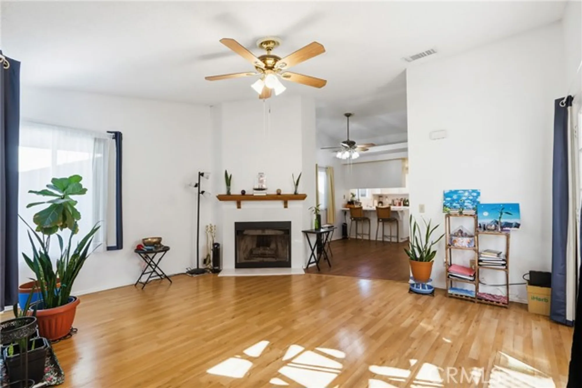 Property Slideshow image 7 of 31 | 29350 murrieta rd, Menifee, CA, 92586