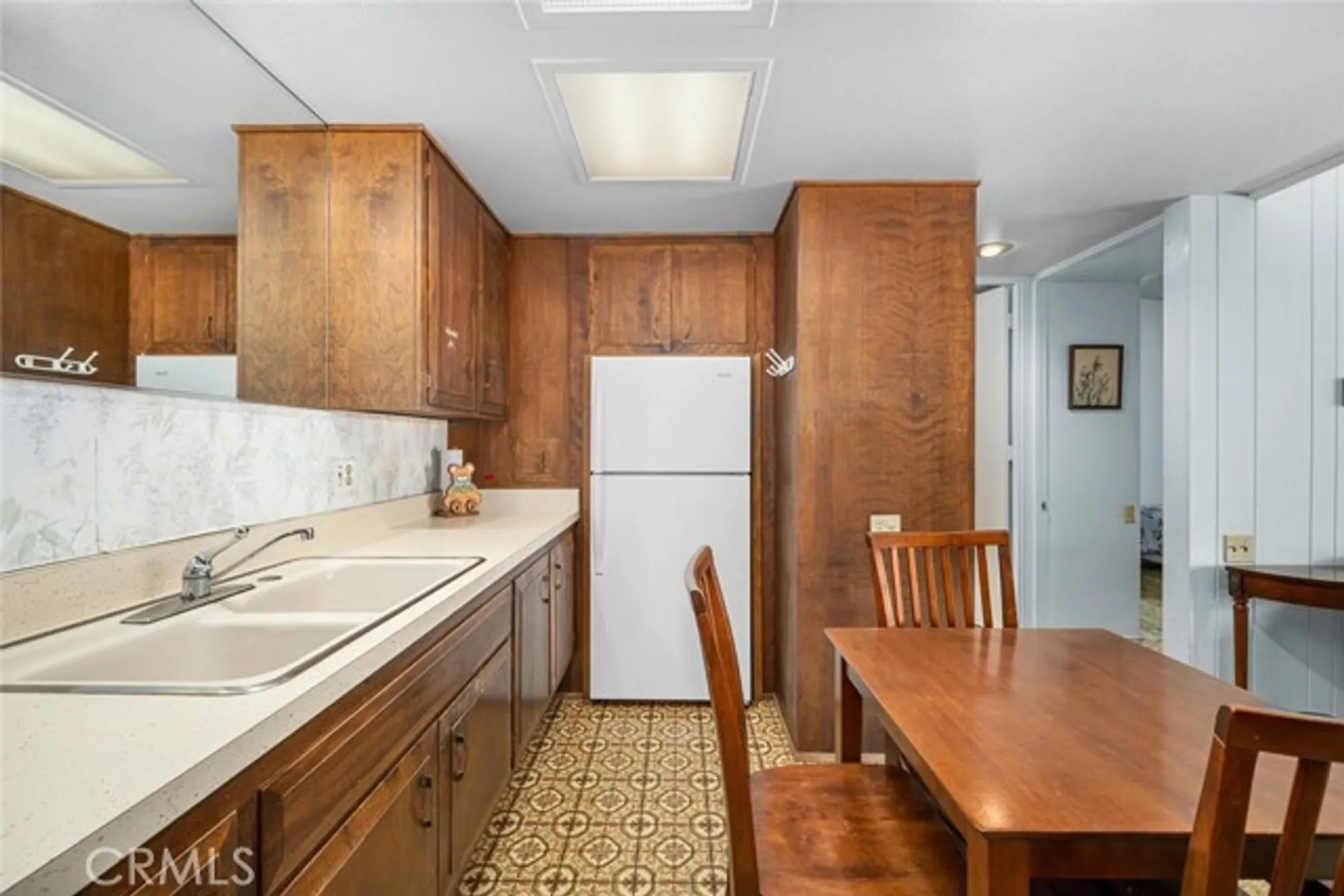 Property Slideshow image 16 of 34 | 1075 brookline rd, Seal Beach, CA, 90740