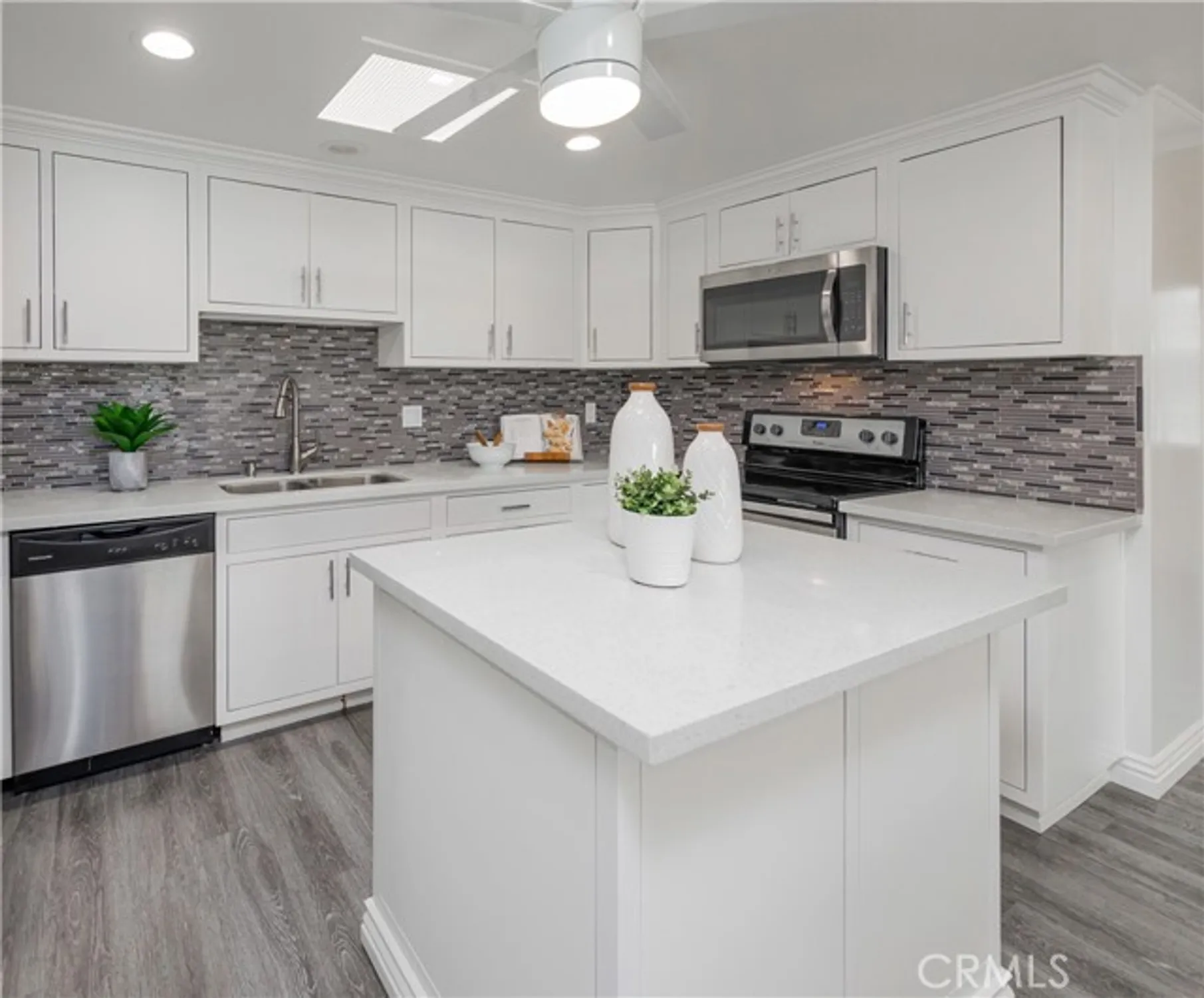 Property Slideshow image 5 of 21 | 13280 saint andrews dr apt 256a, Seal Beach, CA, 90740