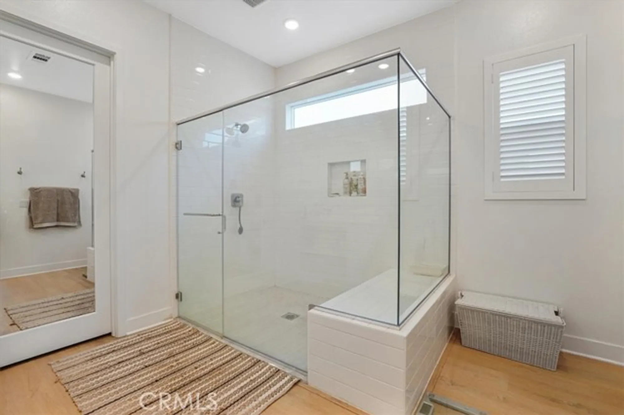 Property Slideshow image 49 of 60 | 24501 via sendero, Valencia, CA, 91354