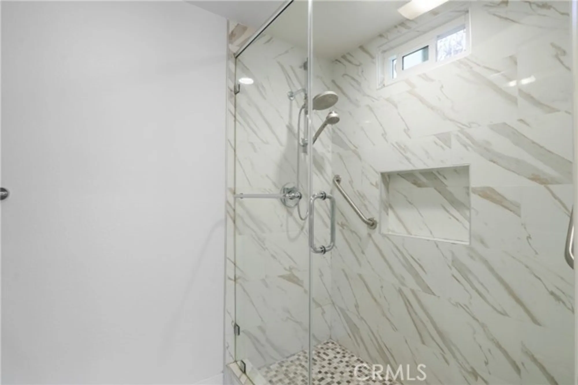 Property Slideshow image 14 of 20 | 2389 via mariposa 2e, Laguna Woods, CA, 92637