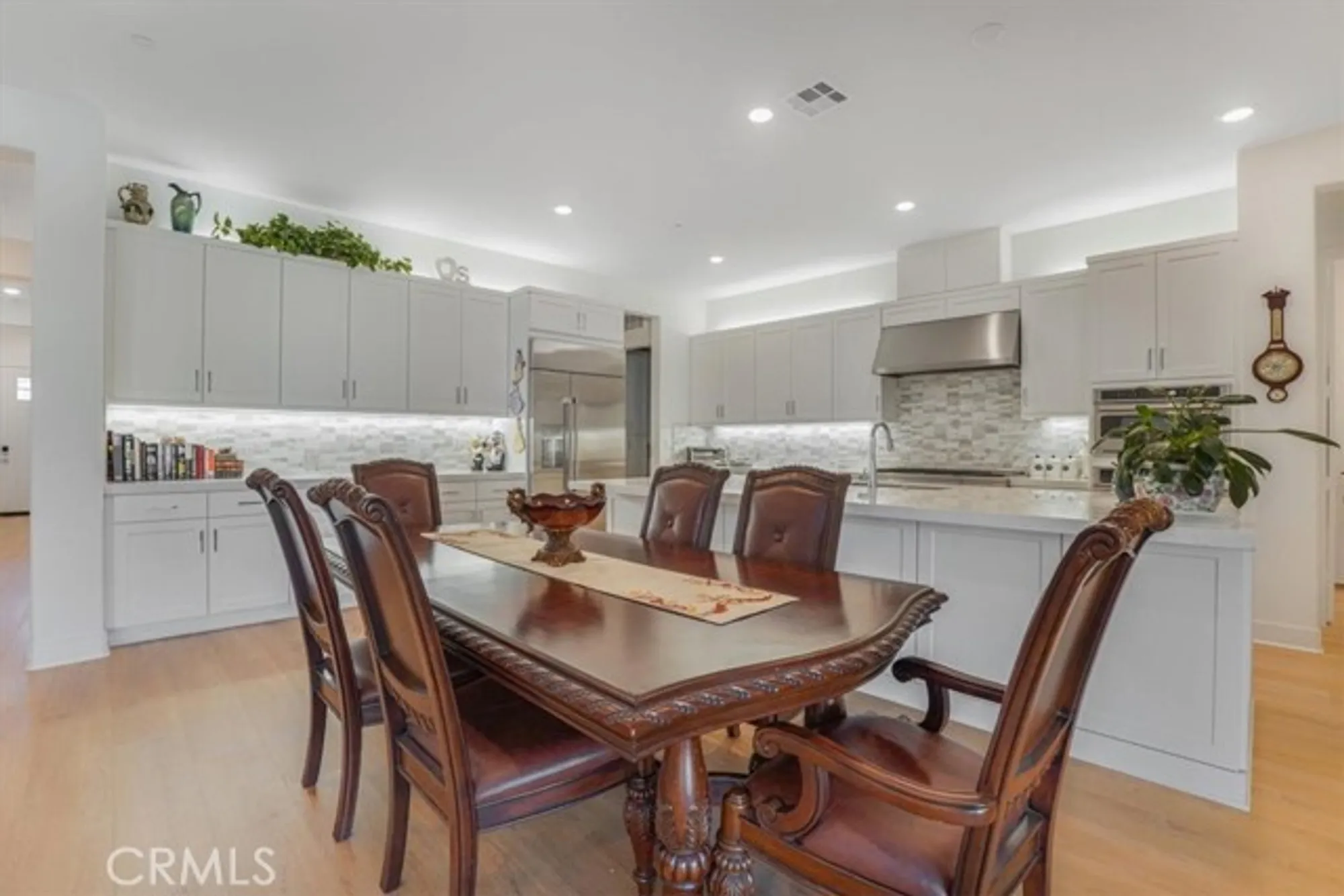 Property Slideshow image 59 of 60 | 24501 via sendero, Valencia, CA, 91354