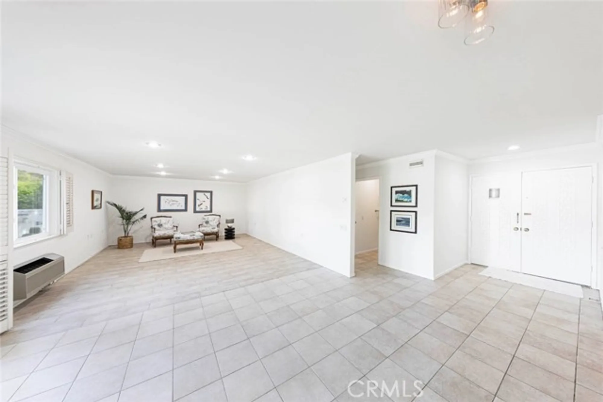 Property Slideshow image 4 of 21 | 2370 via mariposa 1b, Laguna Woods, CA, 92637