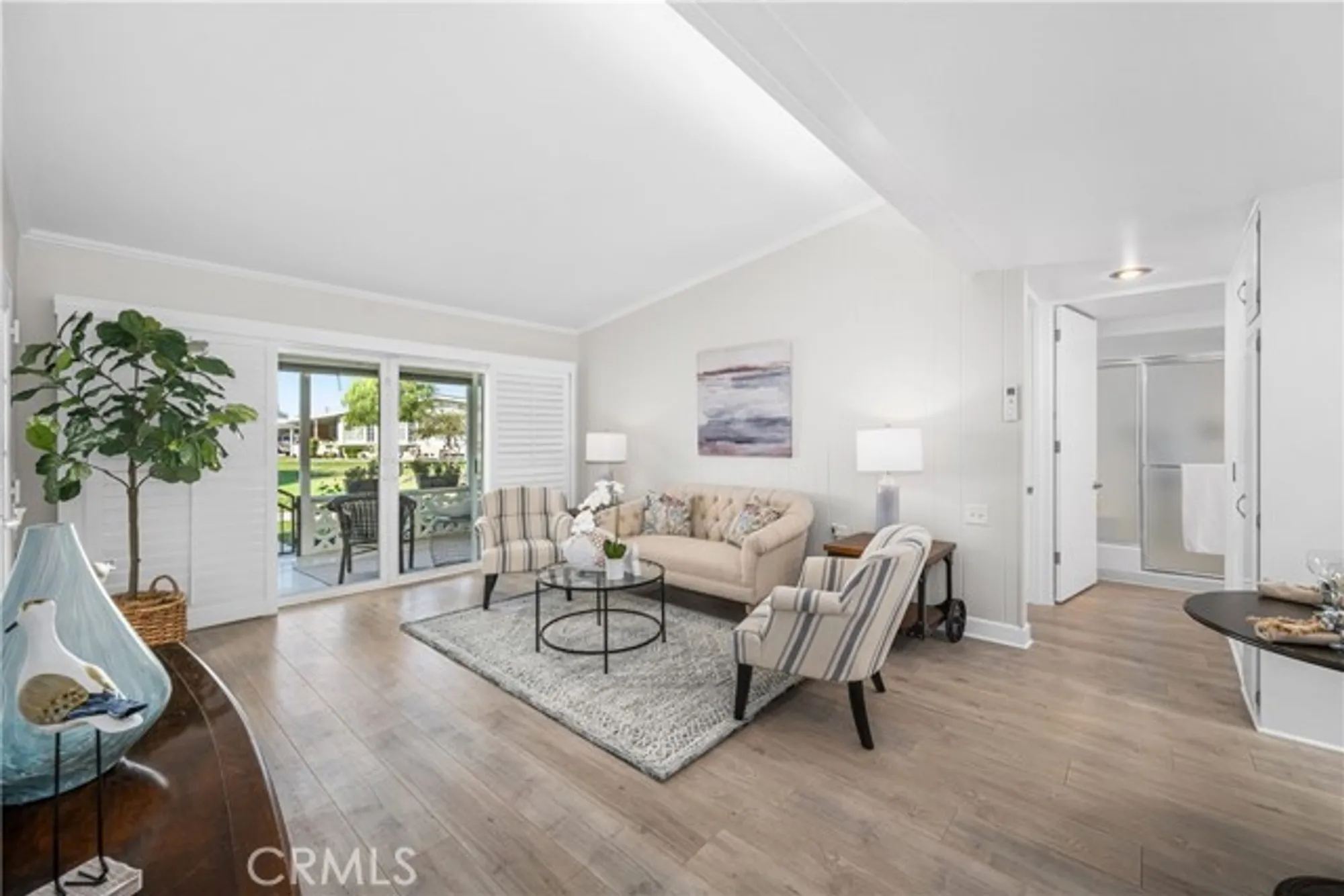 Property Slideshow image 11 of 25 | 1461 monterey rd apt 28e, Seal Beach, CA, 90740