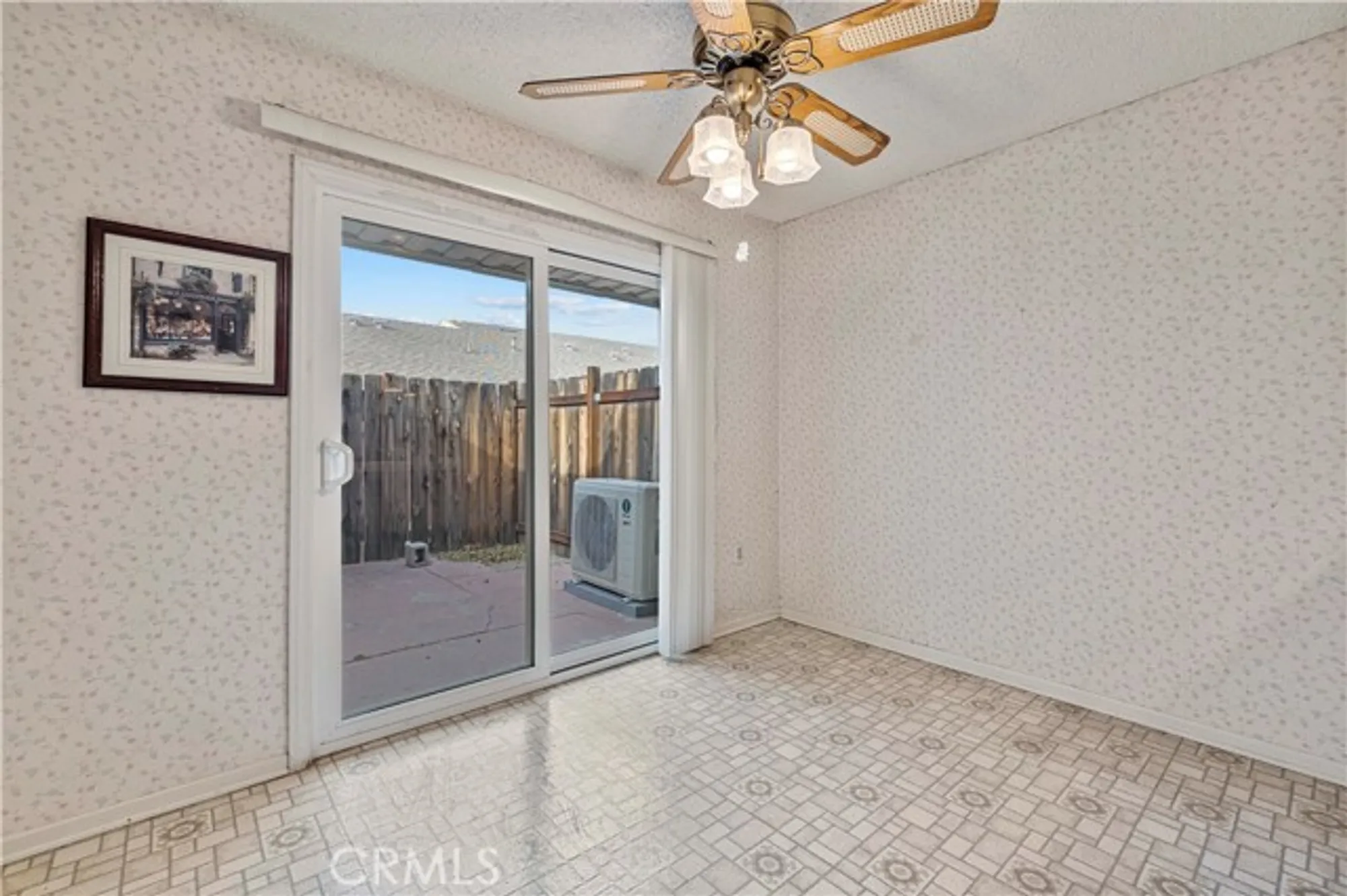Property Slideshow image 18 of 34 | 26838 avenue of the oaks c, Newhall, CA, 91321