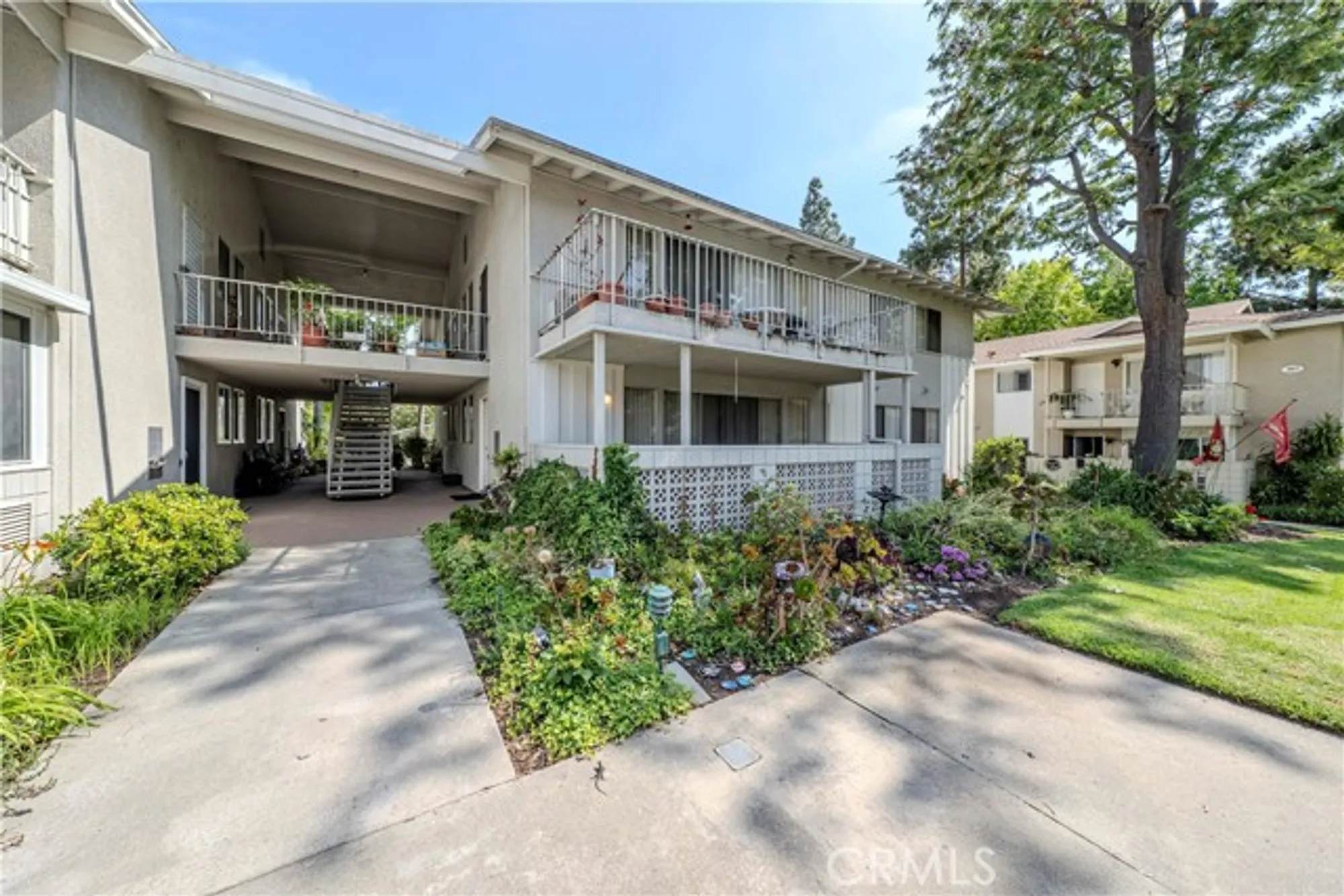 Property Slideshow image 1 of 31 | 368 avenida castilla b, Laguna Woods, CA, 92637