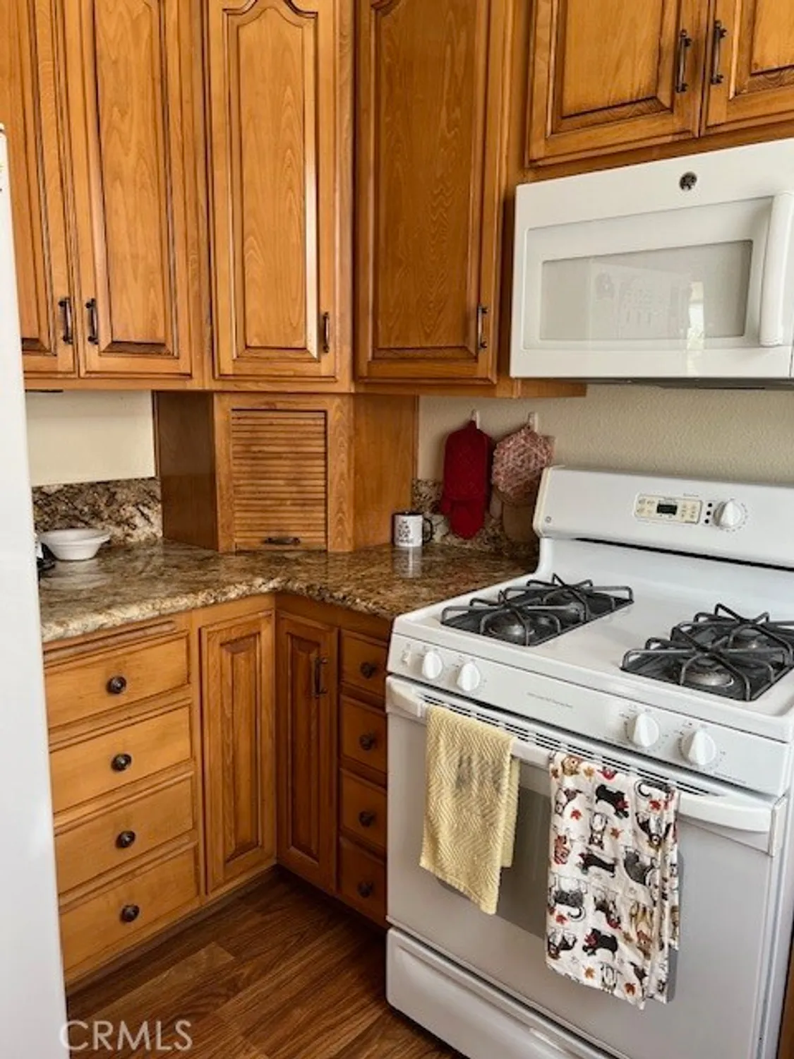 Property Slideshow image 5 of 13 | 4878 w glen abbey way, Banning, CA, 92220