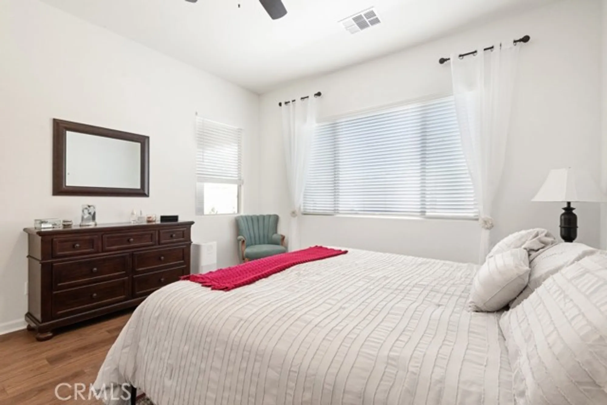 Property Slideshow image 12 of 55 | 24190 evesong dr, Corona, CA, 92883