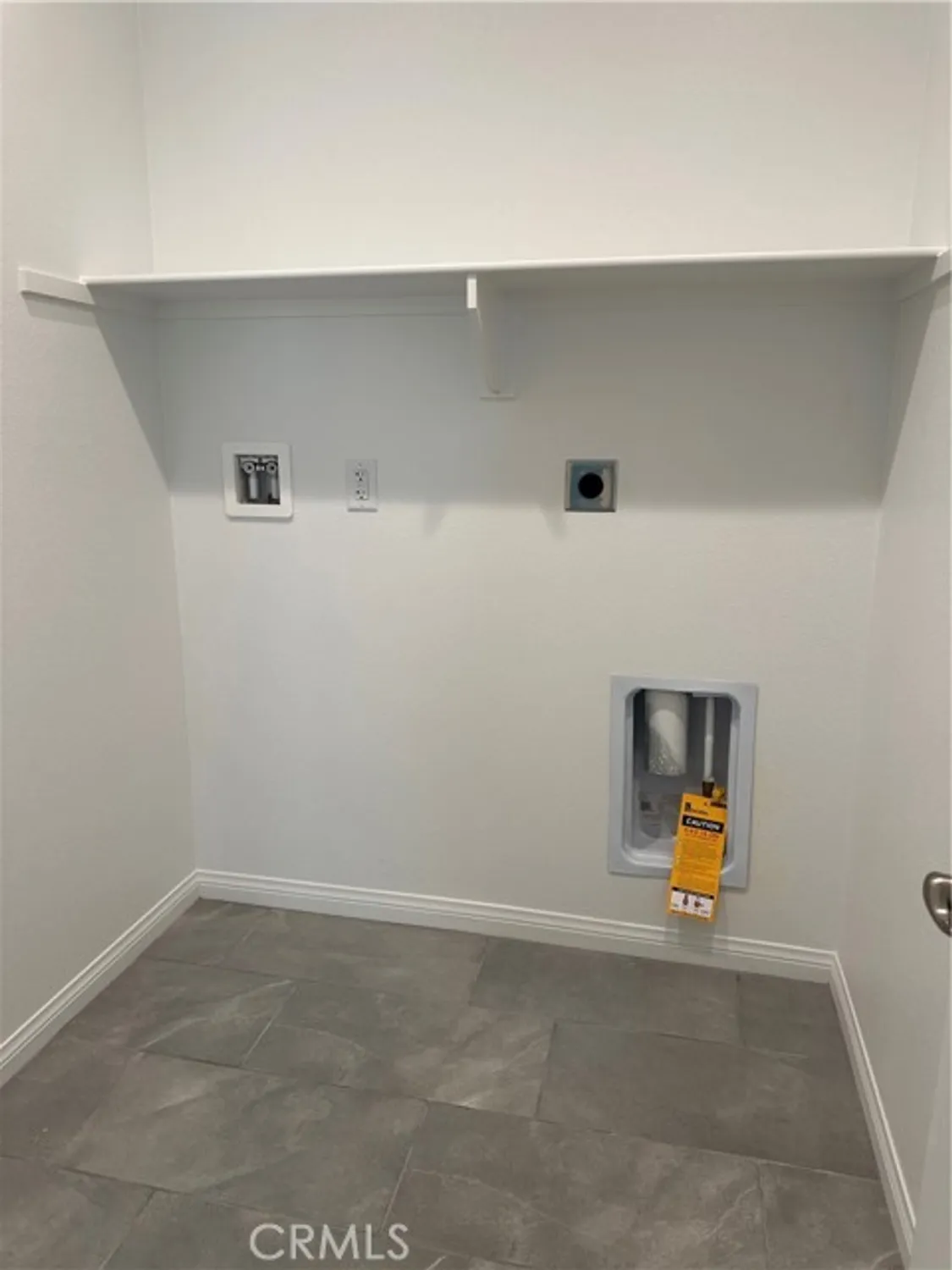 Property Slideshow image 5 of 12 | 24115 hillcrest dr, Corona, CA, 92883