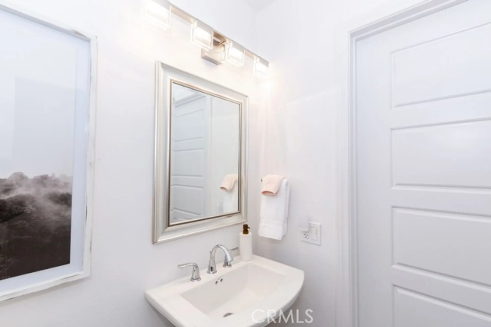 Property Slideshow image 20 of 46 | 3547 mira pacific dr, Oceanside, CA, 92056