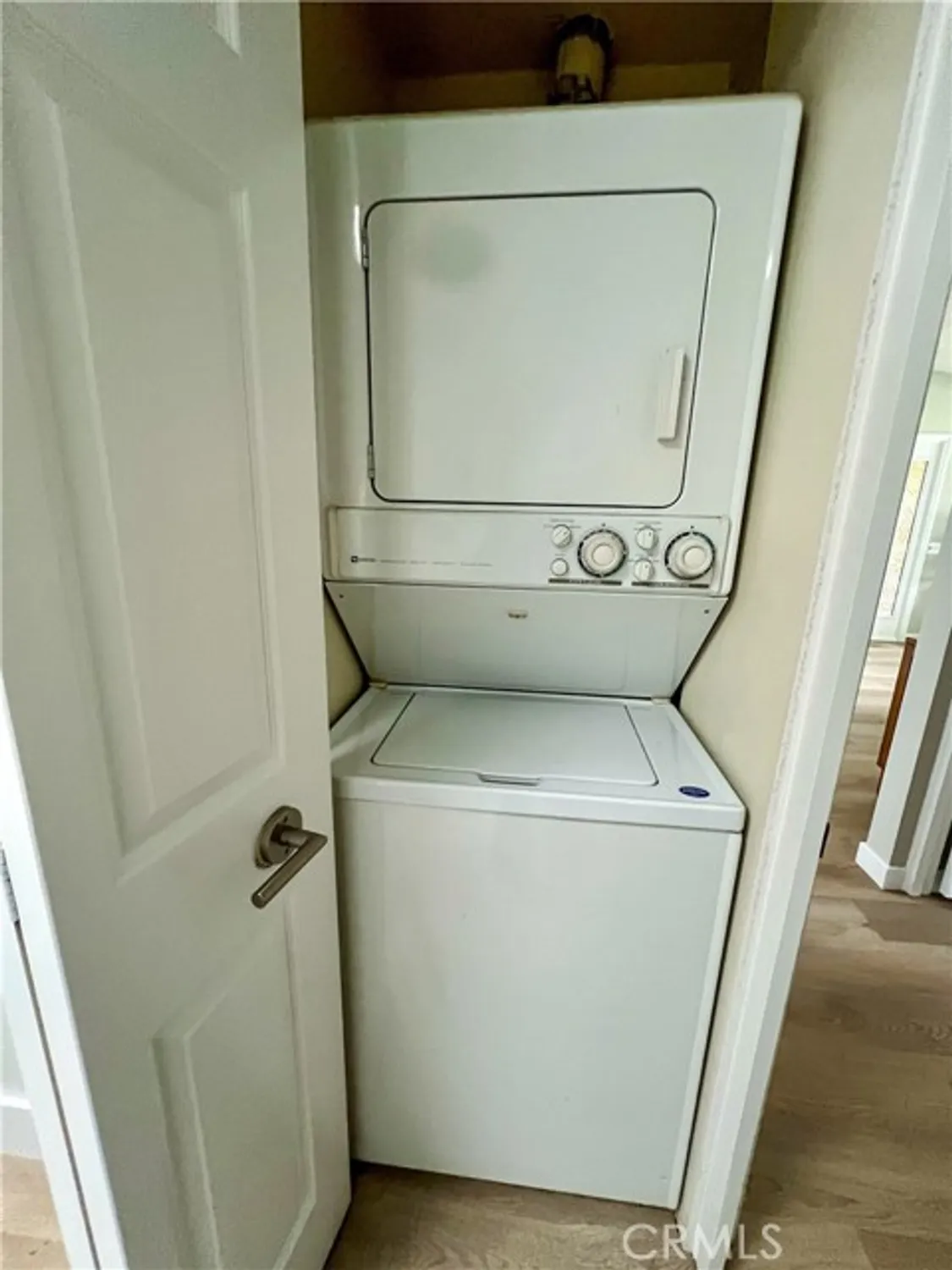 Property Slideshow image 16 of 16 | 13580 medinac ln, Seal Beach, CA, 90740