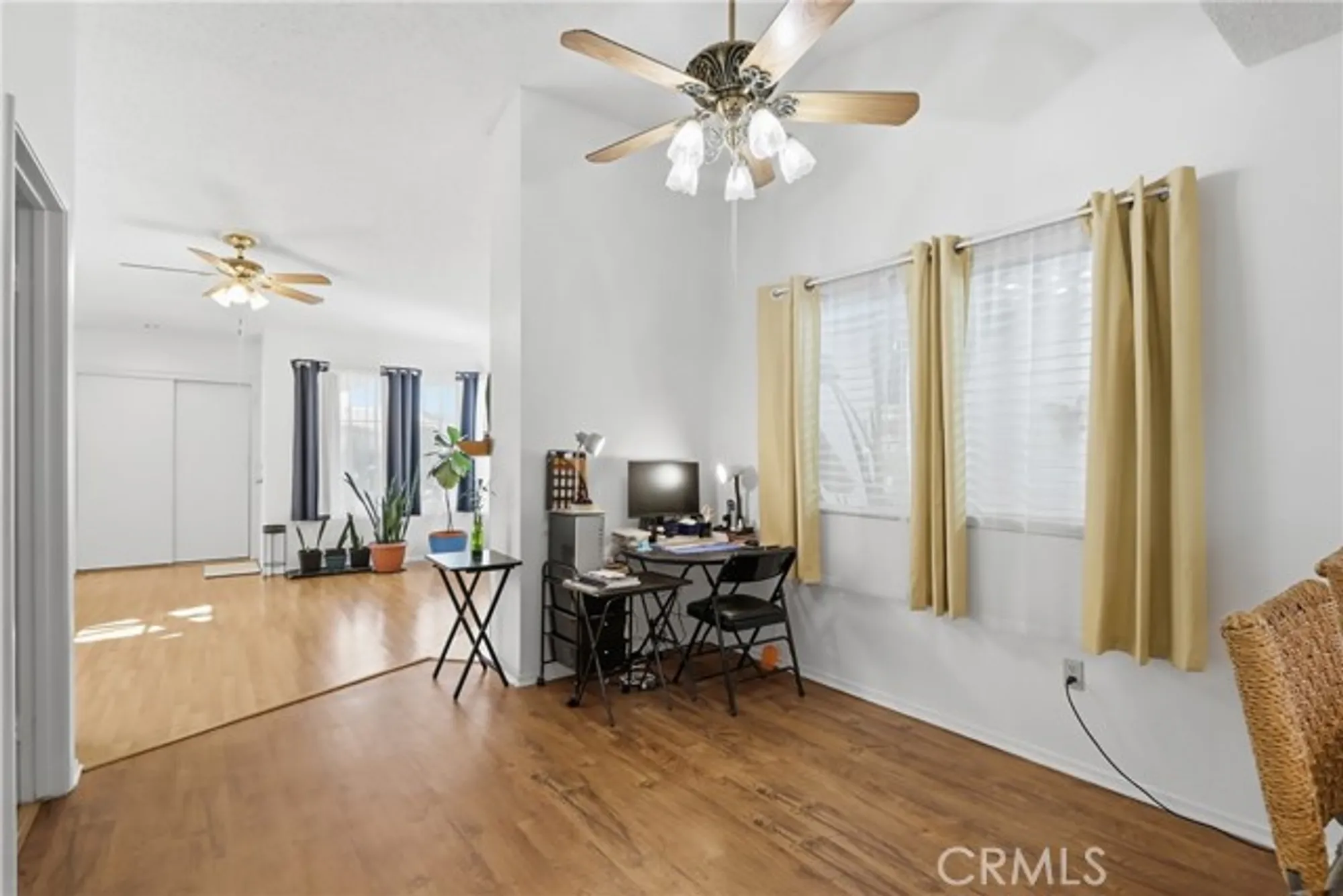 Property Slideshow image 12 of 31 | 29350 murrieta rd, Menifee, CA, 92586