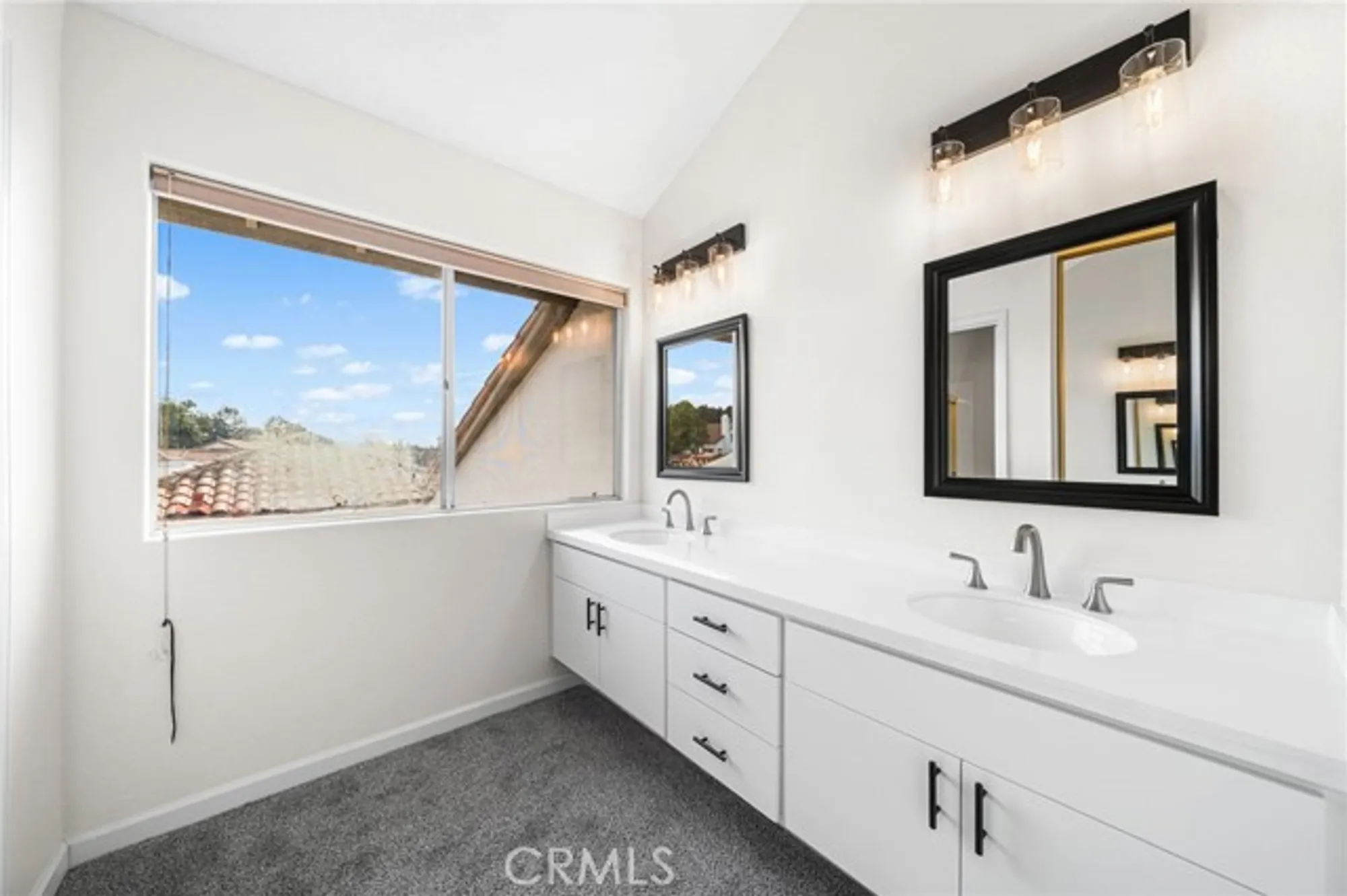 Property Slideshow image 28 of 35 | 4655 barcelona way, Oceanside, CA, 92056