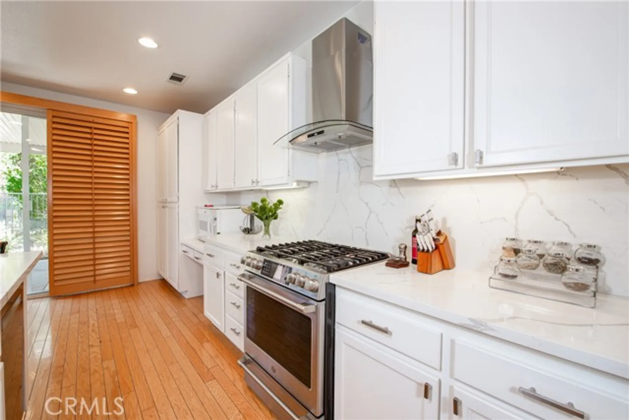 Property Slideshow image 12 of 27 | 29427 bentcreek ct, Menifee, CA, 92584