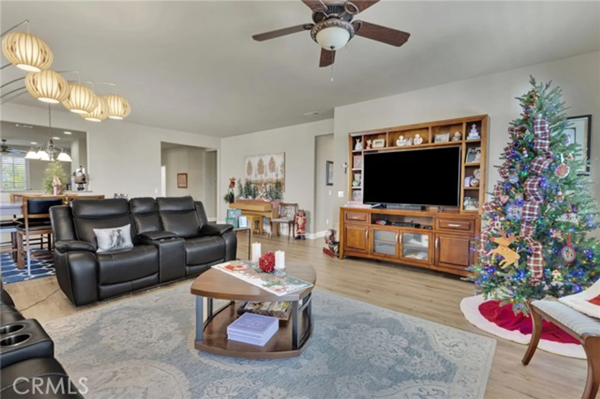 Property Slideshow image 13 of 54 | 10332 darby rd, Apple Valley, CA, 92308