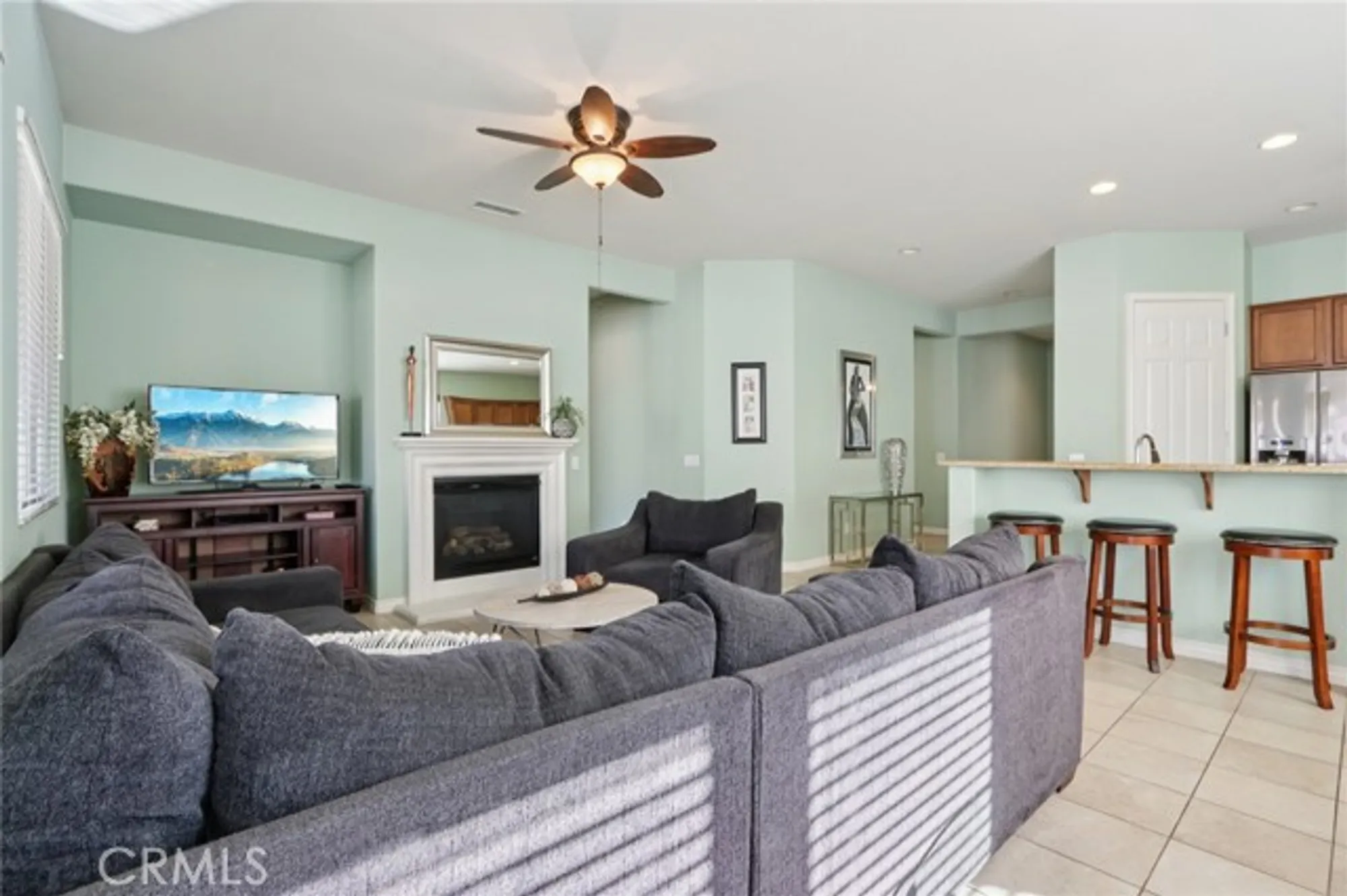 Property Slideshow image 11 of 60 | 1641 via borrego, Hemet, CA, 92545