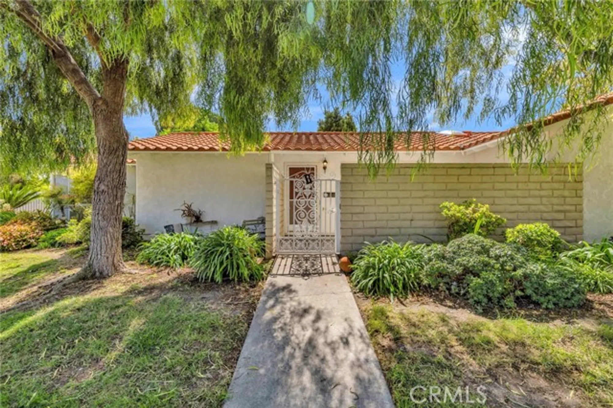 Property Slideshow image 3 of 20 | 2197 via mariposa e b, Laguna Woods, CA, 92637