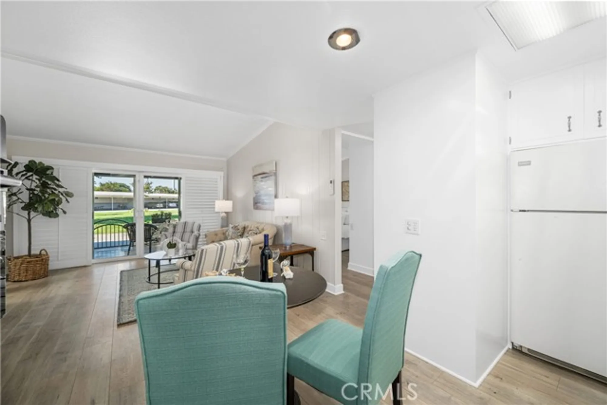 Property Slideshow image 15 of 25 | 1461 monterey rd apt 28e, Seal Beach, CA, 90740