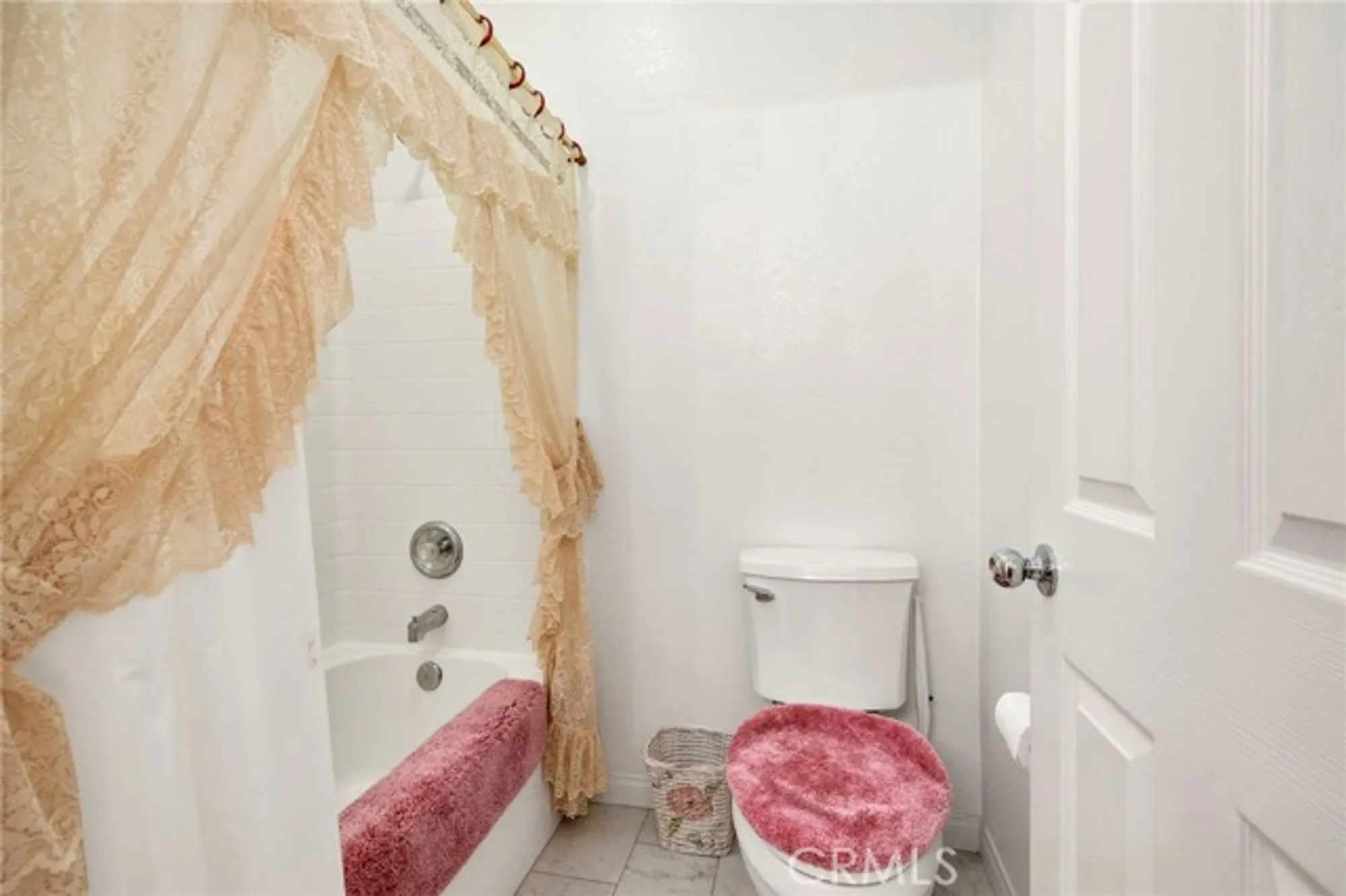 Property Slideshow image 24 of 42 | 29243 hidden lake dr, Menifee, CA, 92584