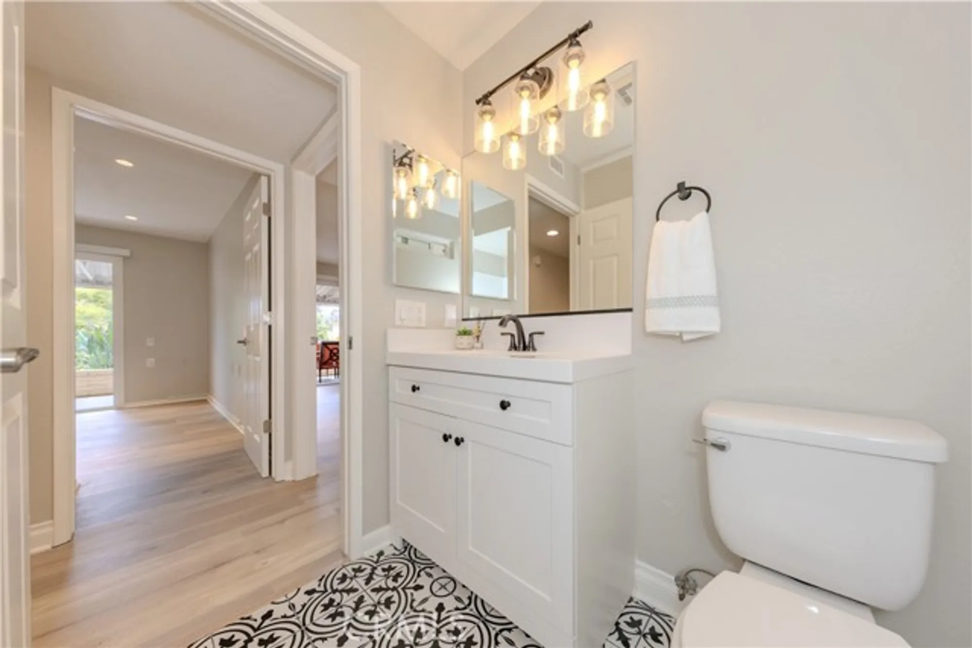 Property Slideshow image 19 of 25 | 3379 punta alta b, Laguna Woods, CA, 92637