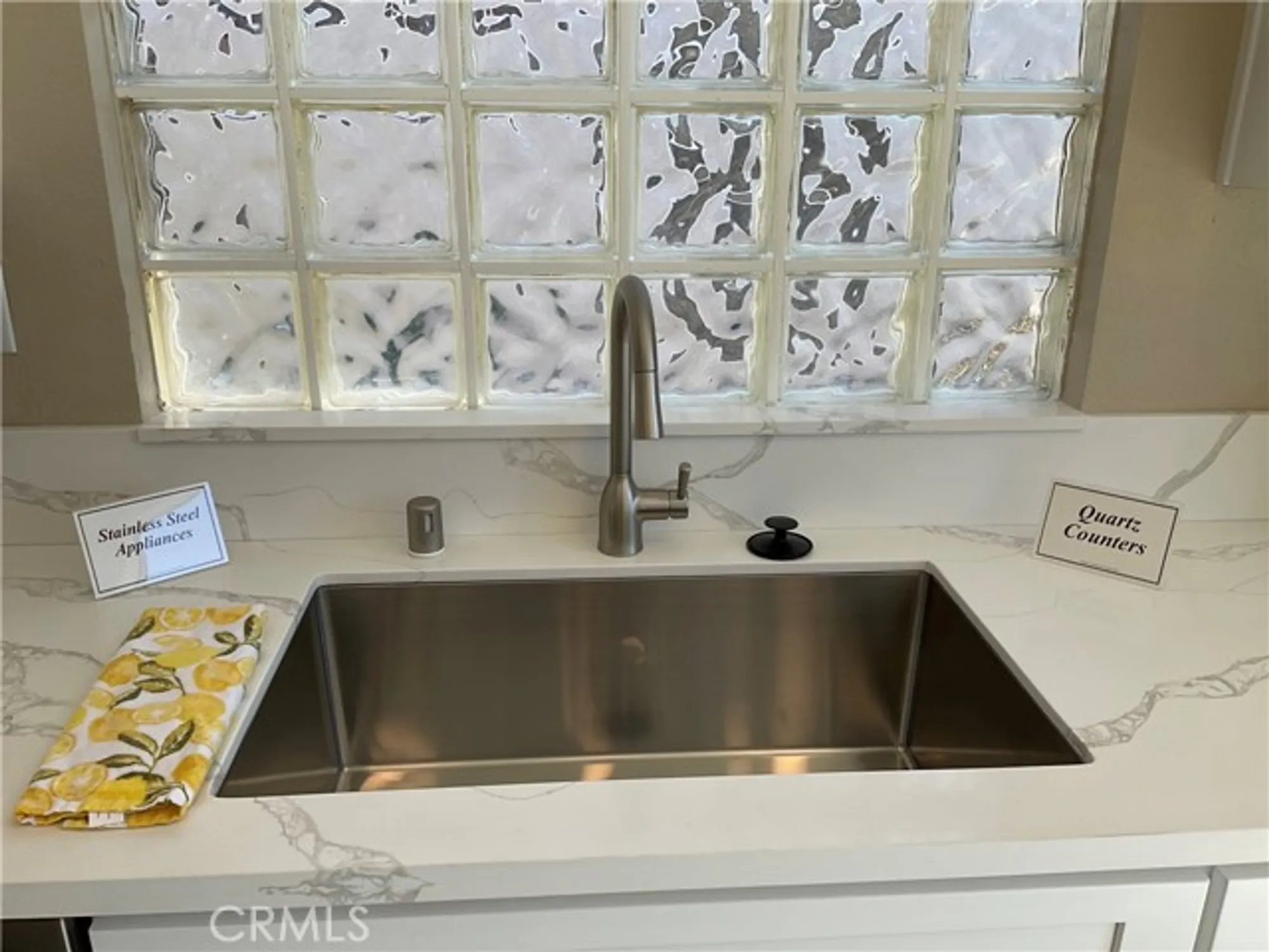 Property Slideshow image 12 of 42 | 8251 triplett ln, Hemet, CA, 92545