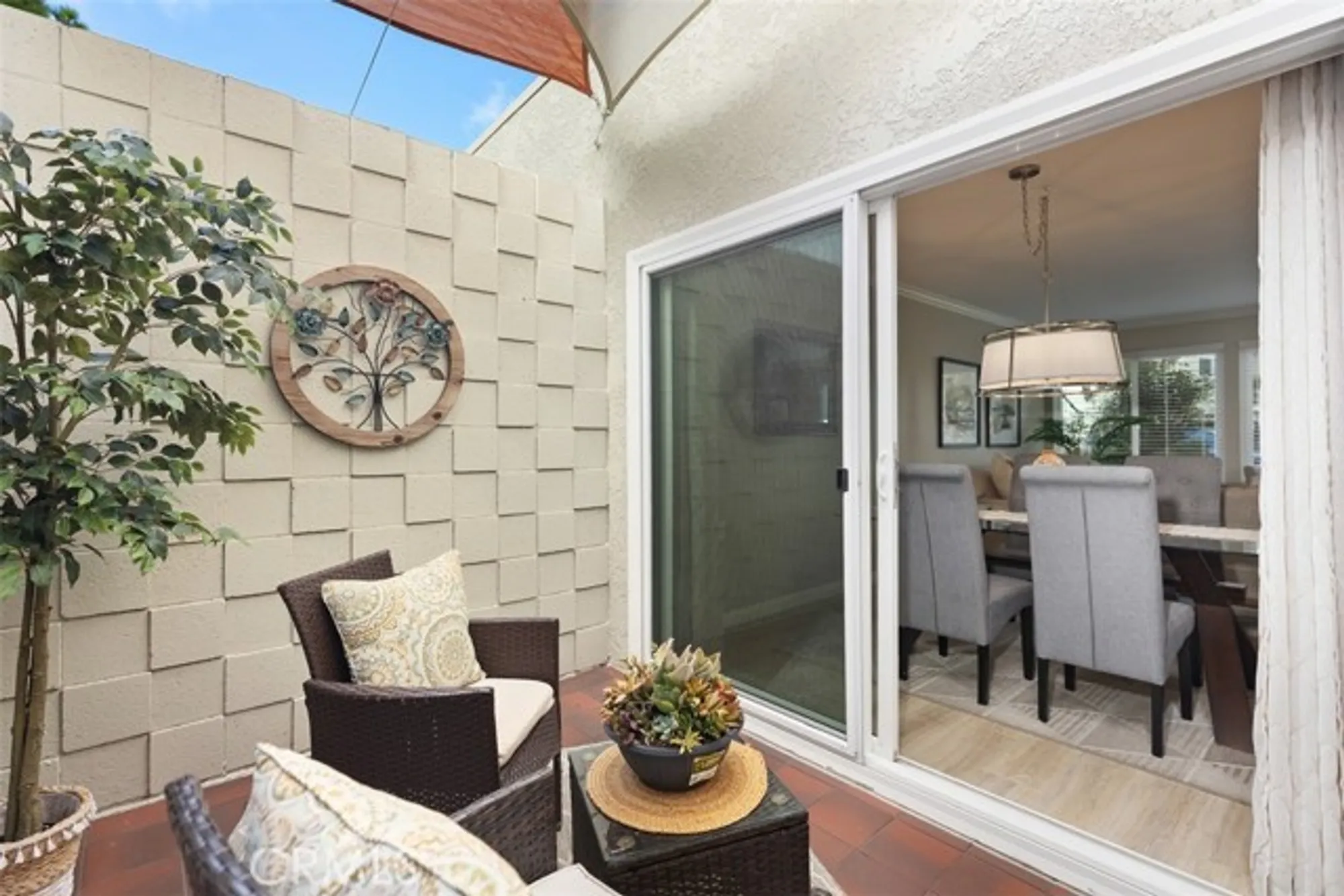 Property Slideshow image 12 of 46 | 2263 via puerta d, Laguna Woods, CA, 92637