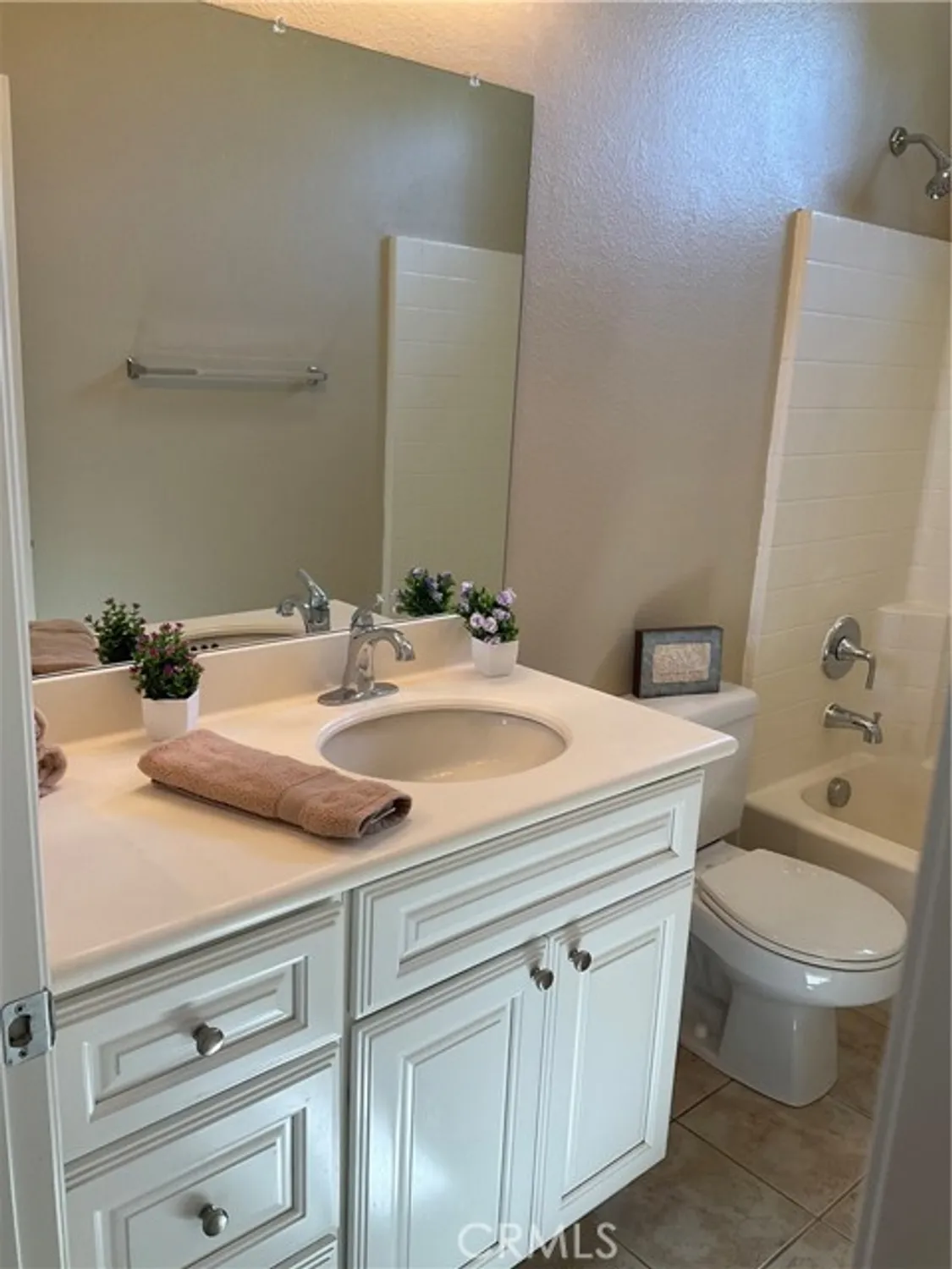 Property Slideshow image 18 of 42 | 8251 triplett ln, Hemet, CA, 92545